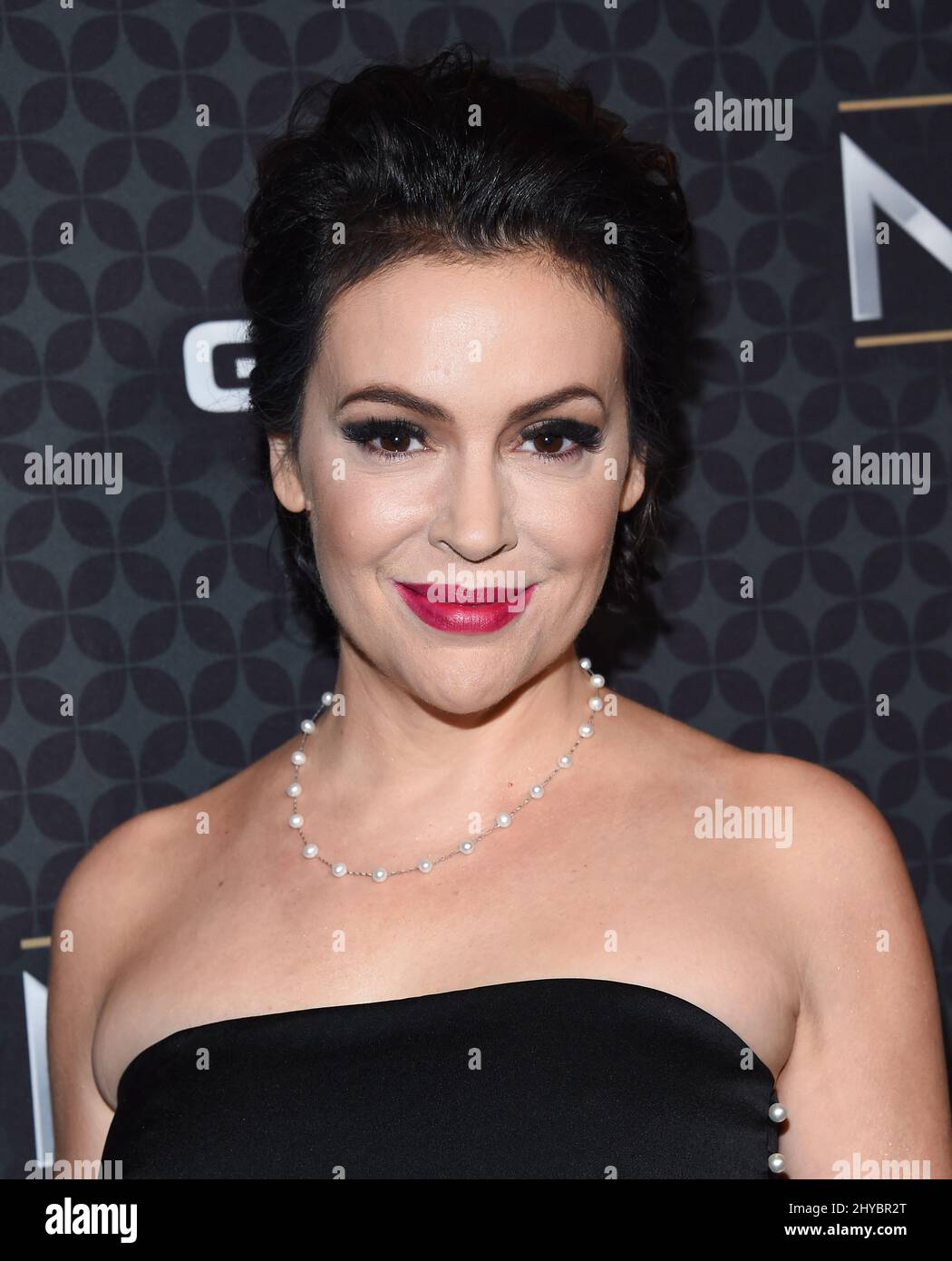 Alyssa Milano bei der NHL 100 Gala im Microsoft Theater. Stockfoto