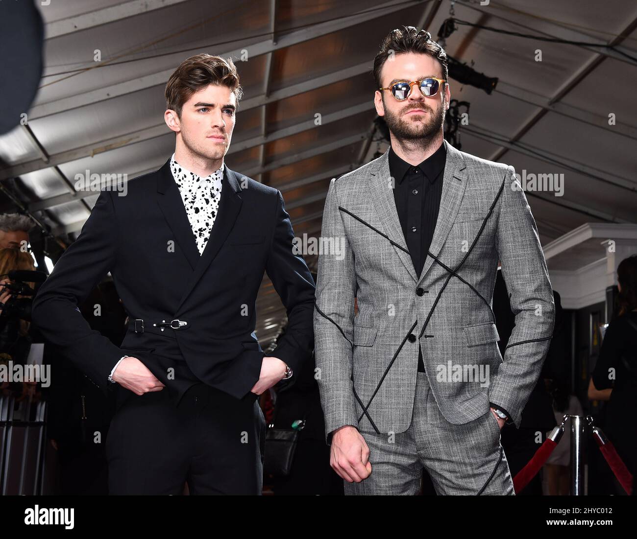 Die Chainsmokers, die an den Annual Grammy Awards 59. in Los Angeles teilnehmen Stockfoto