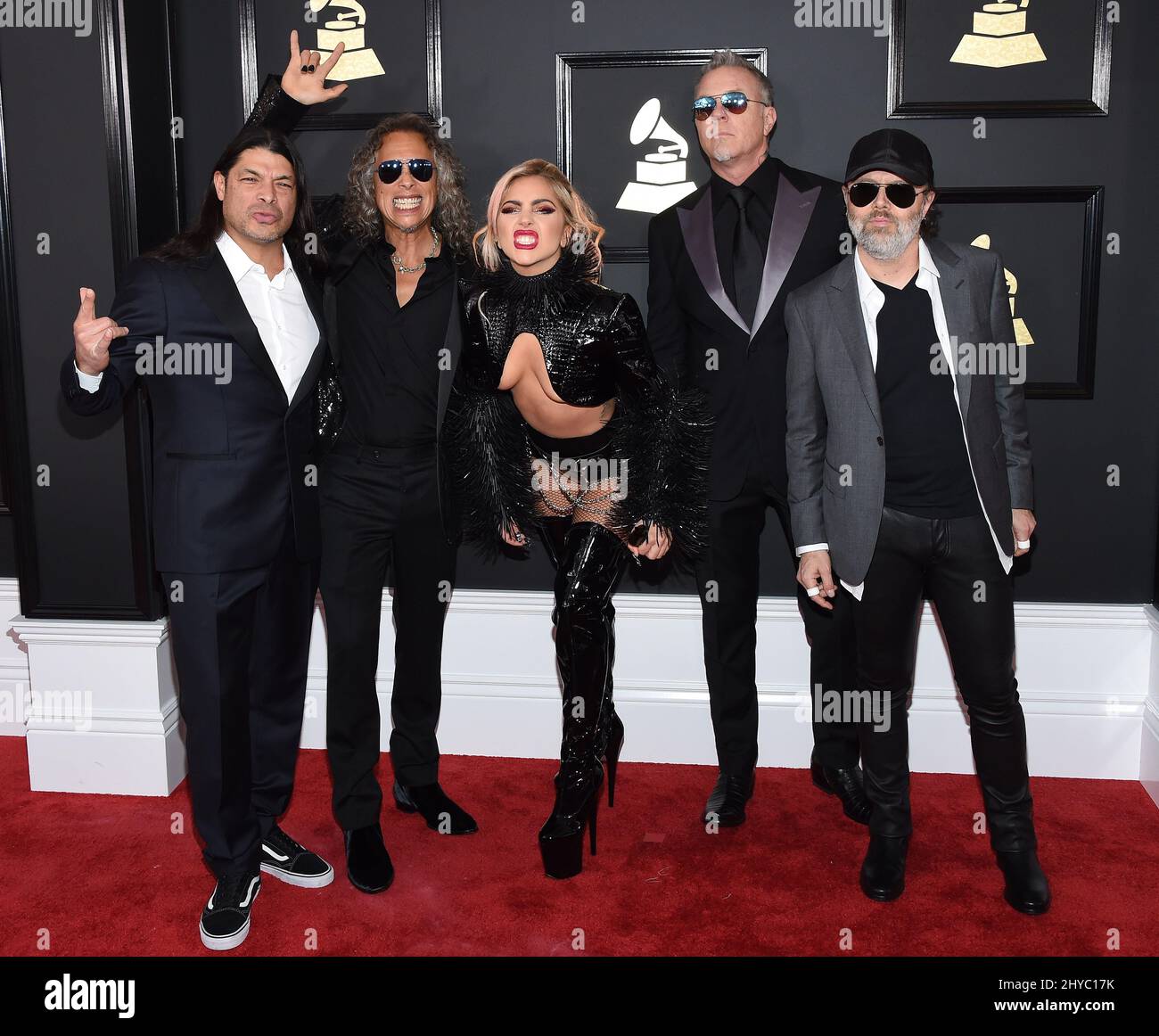 Lady Gaga und Metallica nehmen an den Annual Grammy Awards 59. in Los Angeles Teil Stockfoto