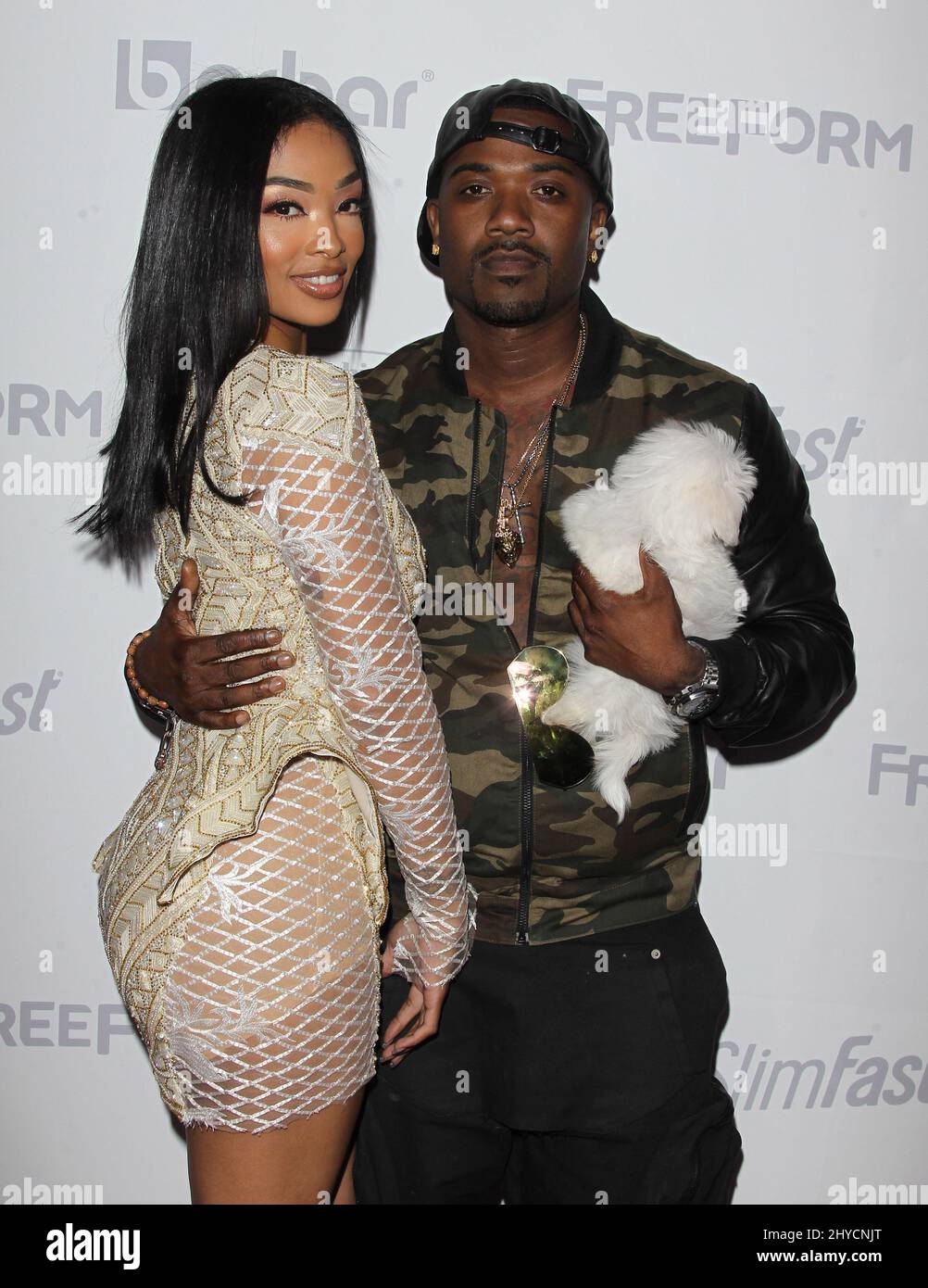 Ray J und Princess Love kommen beim Sommerkickoff des OK Magazine im W Hotel an Stockfoto