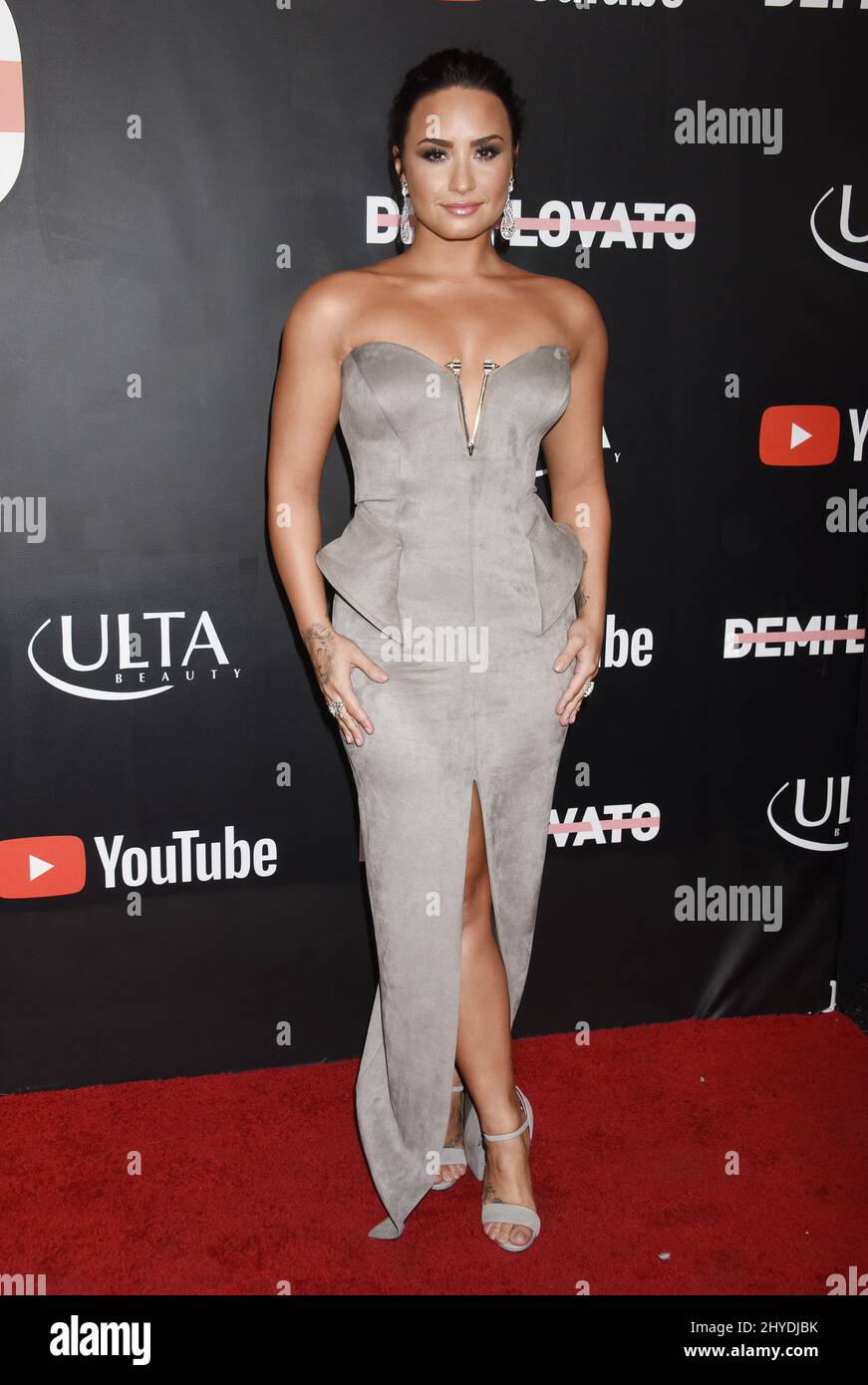 Demi Lovato bei der Premiere von Demi Lovato: Simply complicated im Fonda Theater in Los Angeles, Kalifornien Stockfoto