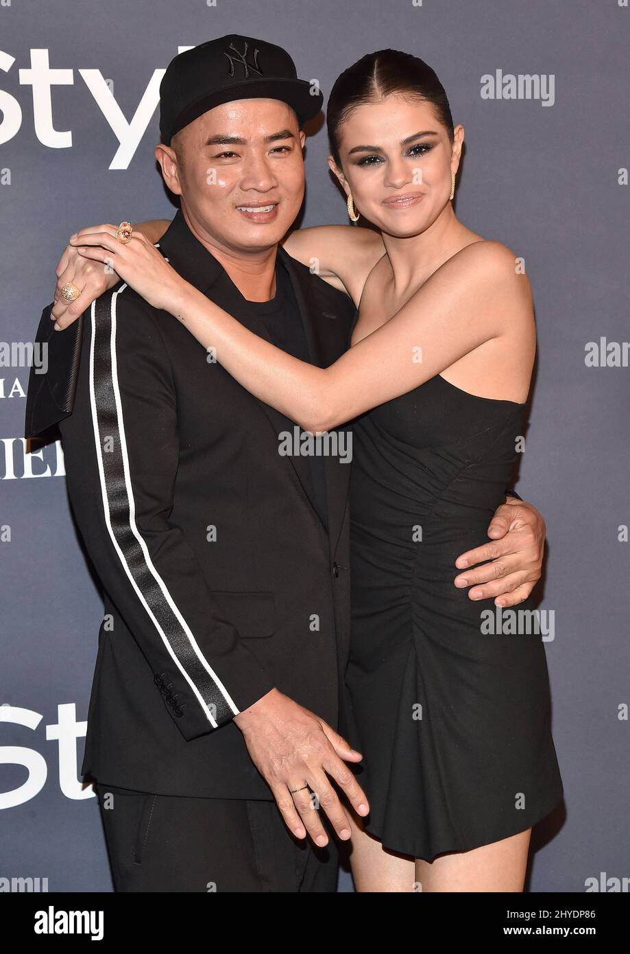 Hung Vanngo und Selena Gomez kommen zu den dritten jährlichen InStyle Awards, die Schauspieler, Schauspielerinnen und Künstler ehren, deren Stil den roten Teppich prägt, sowie die besten Image-Macher der Branche, die im Getty Center, Los Angeles, abgehalten werden Stockfoto