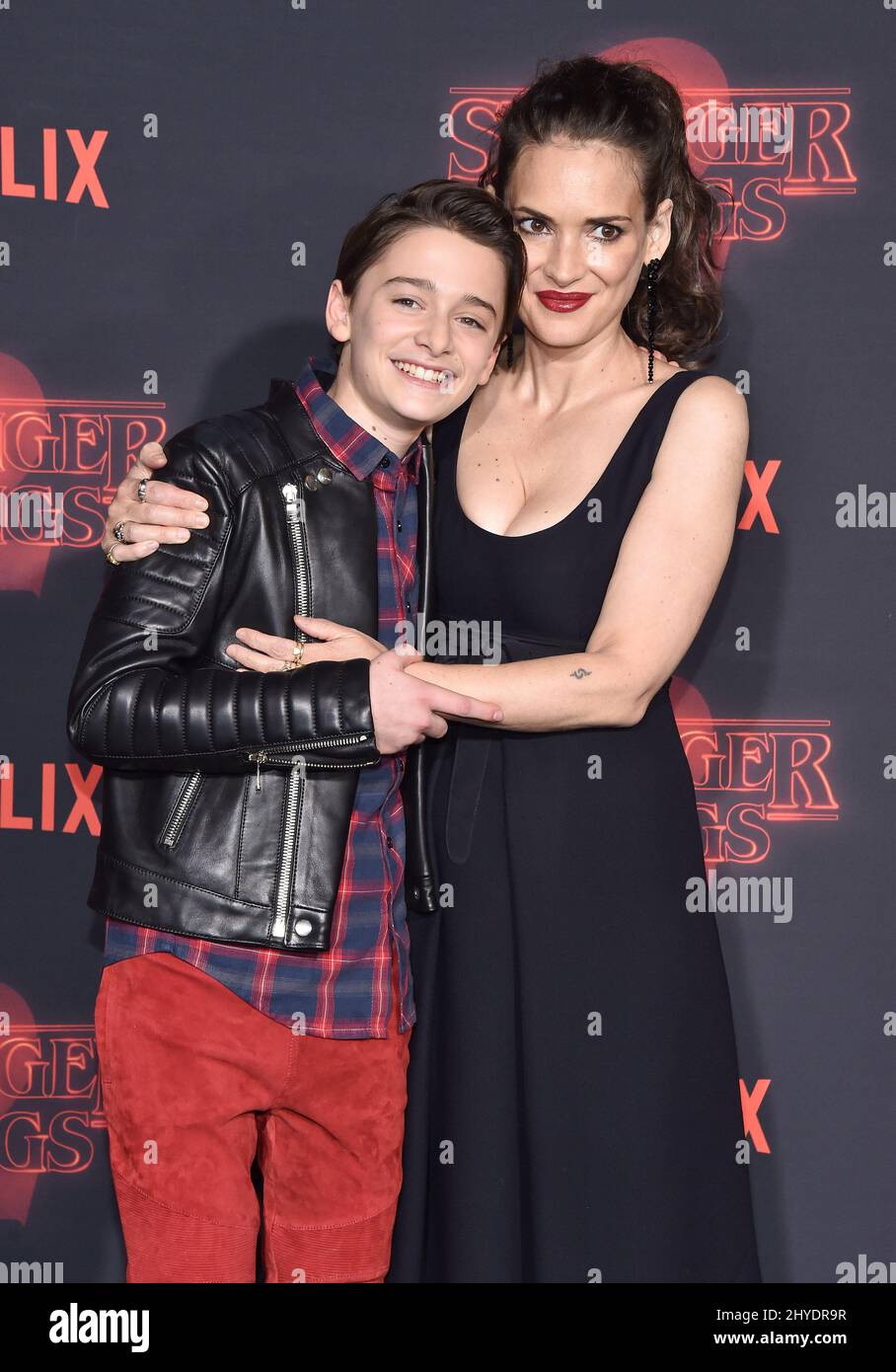 Noah Schnapp und Winona Ryder besuchen Netflix's Stranger Things 2 Premiere Event Stockfoto