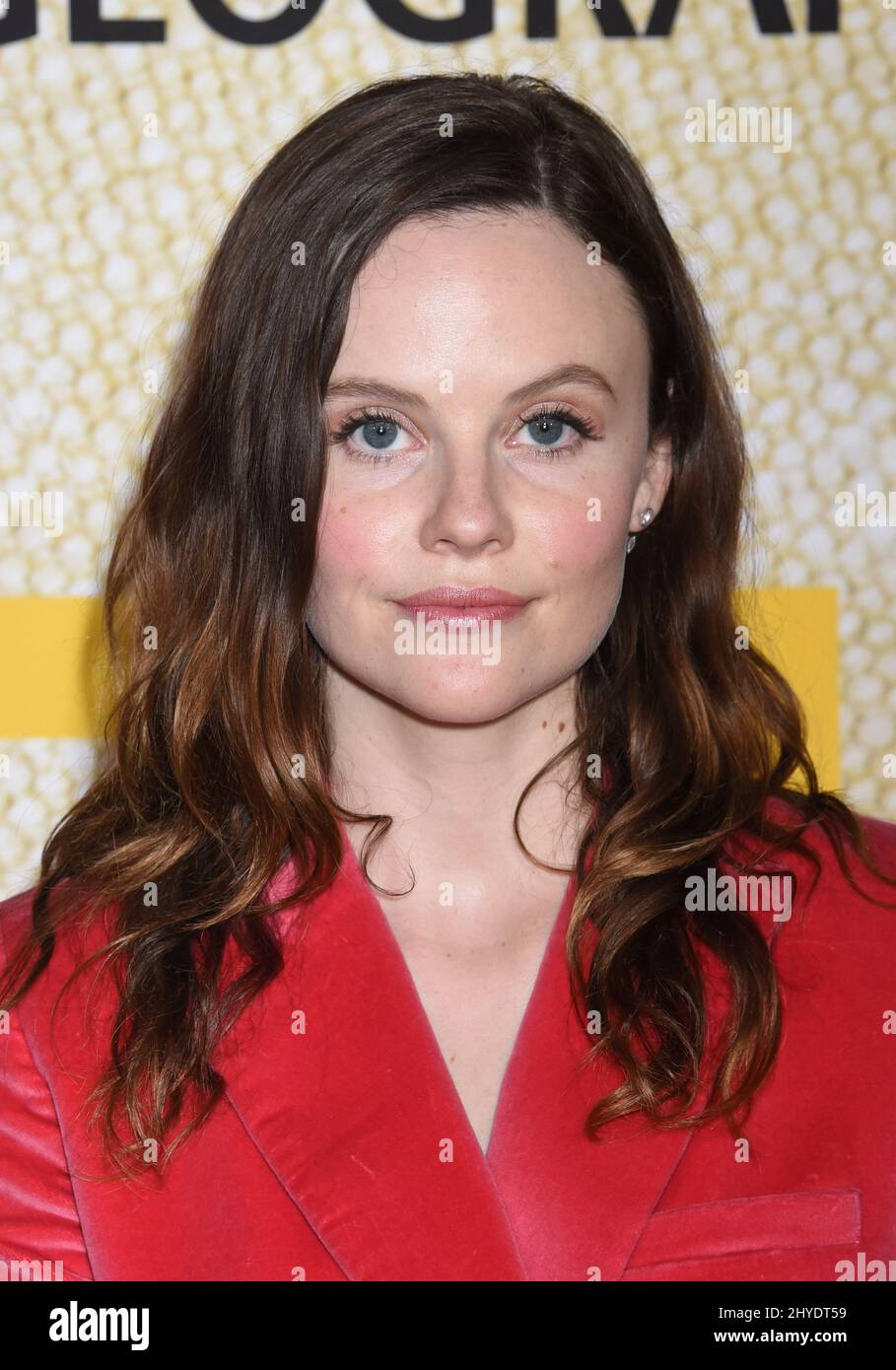 Sarah Ramos bei der Premiere des Long Road Home in Westwood, Kalifornien Stockfoto