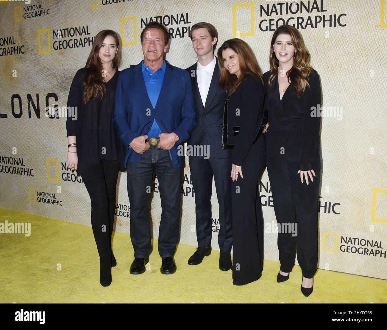 Christina Schwarzenegger, Arnold Schwarzenegger, Patrick Schwarzenegger, Maria Shriver und Katherine Schwarzenegger bei der Premiere von The Long Road Home in Westwood, Kalifornien Stockfoto
