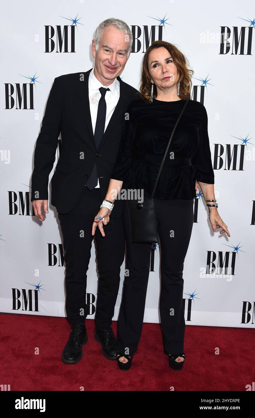 John McEnroe und Patty Smyth bei den jährlichen BMI Country Awards 65., die am 7. November 2017 in Nashville, TN, am BMI-Hauptsitz verliehen wurden. Stockfoto