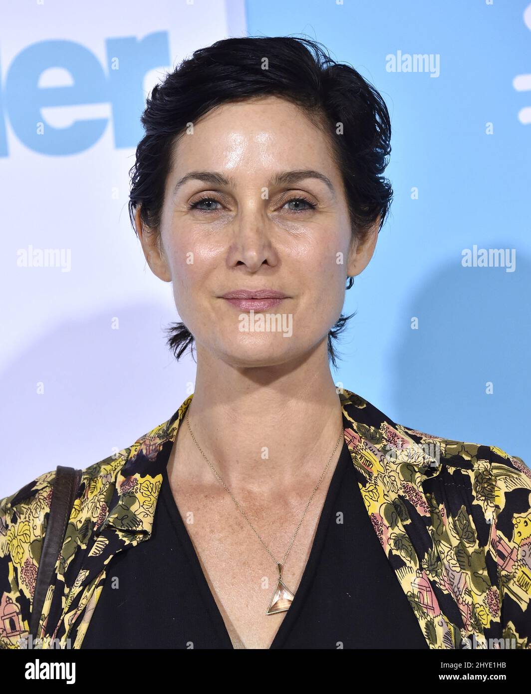 Carrie-Anne Moss bei der Premiere von Wonder in Westwood, Kalifornien Stockfoto