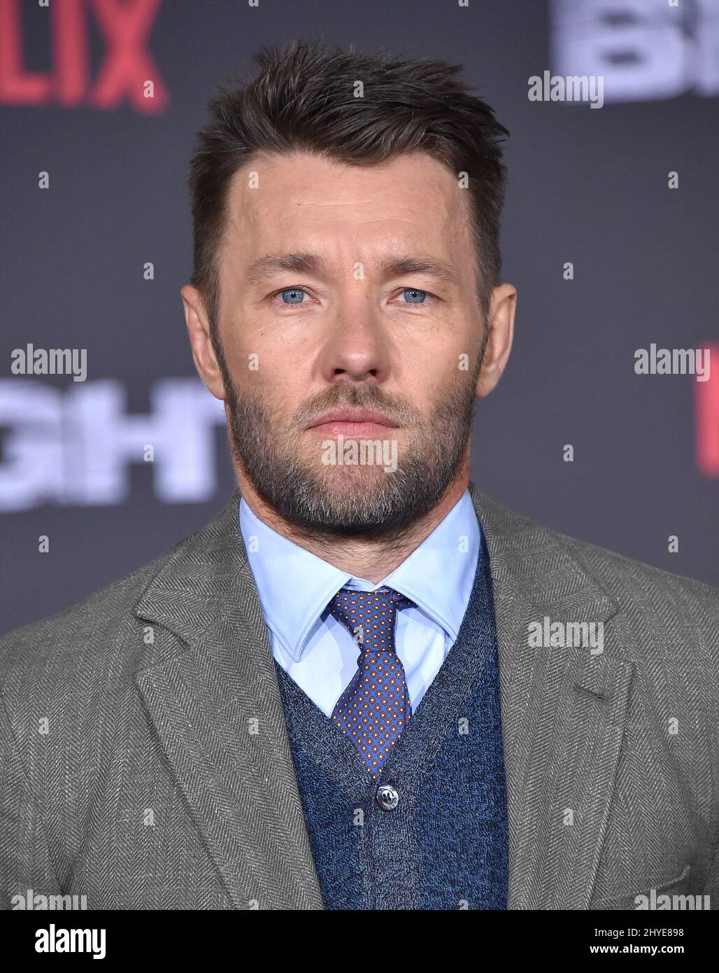 Joel Edgerton bei der US-Premiere von „Bright“, die am 13. Dezember 2017 im Regency Village Theatre in Westwood, CA, stattfand. Stockfoto