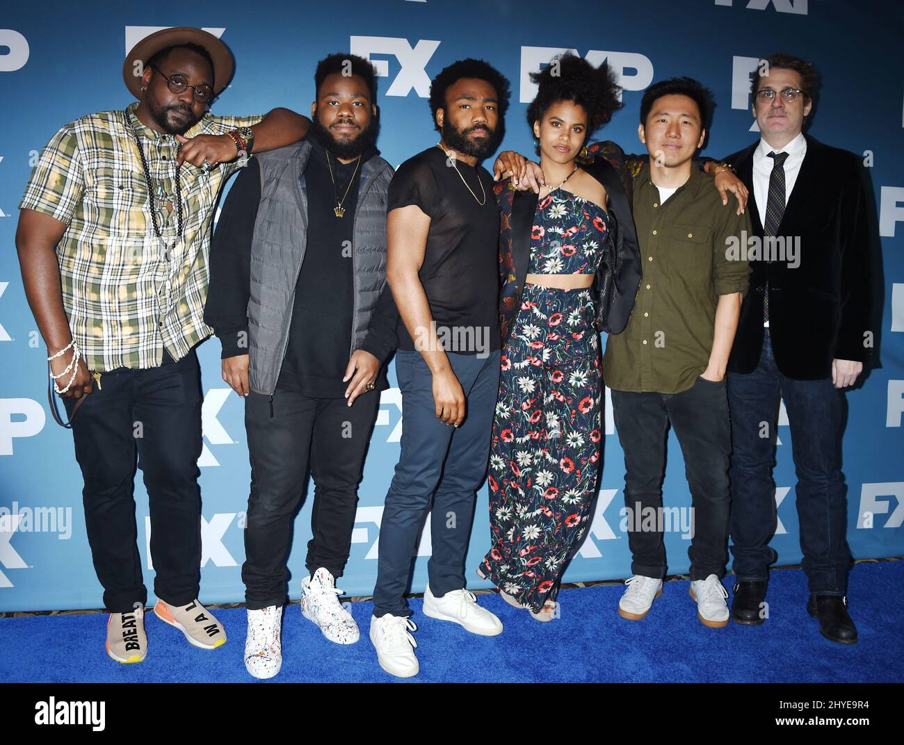 Brian Tiree Henry, Stephen Glover, Donald Glover, Zazie Beetz, Hiro Murai und Paul Simms nehmen am FX Starwalk während der Winter TCA Tour 2018 Teil, die am 5. Januar 2018 im Langham Huntington Hotel in Pasadena, CA, stattfand Stockfoto