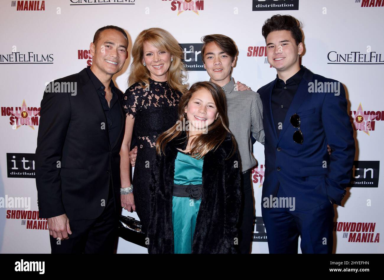 Mark Dacascos, Julie Condra, Kapono Dacascos, Makoa Dacascos und