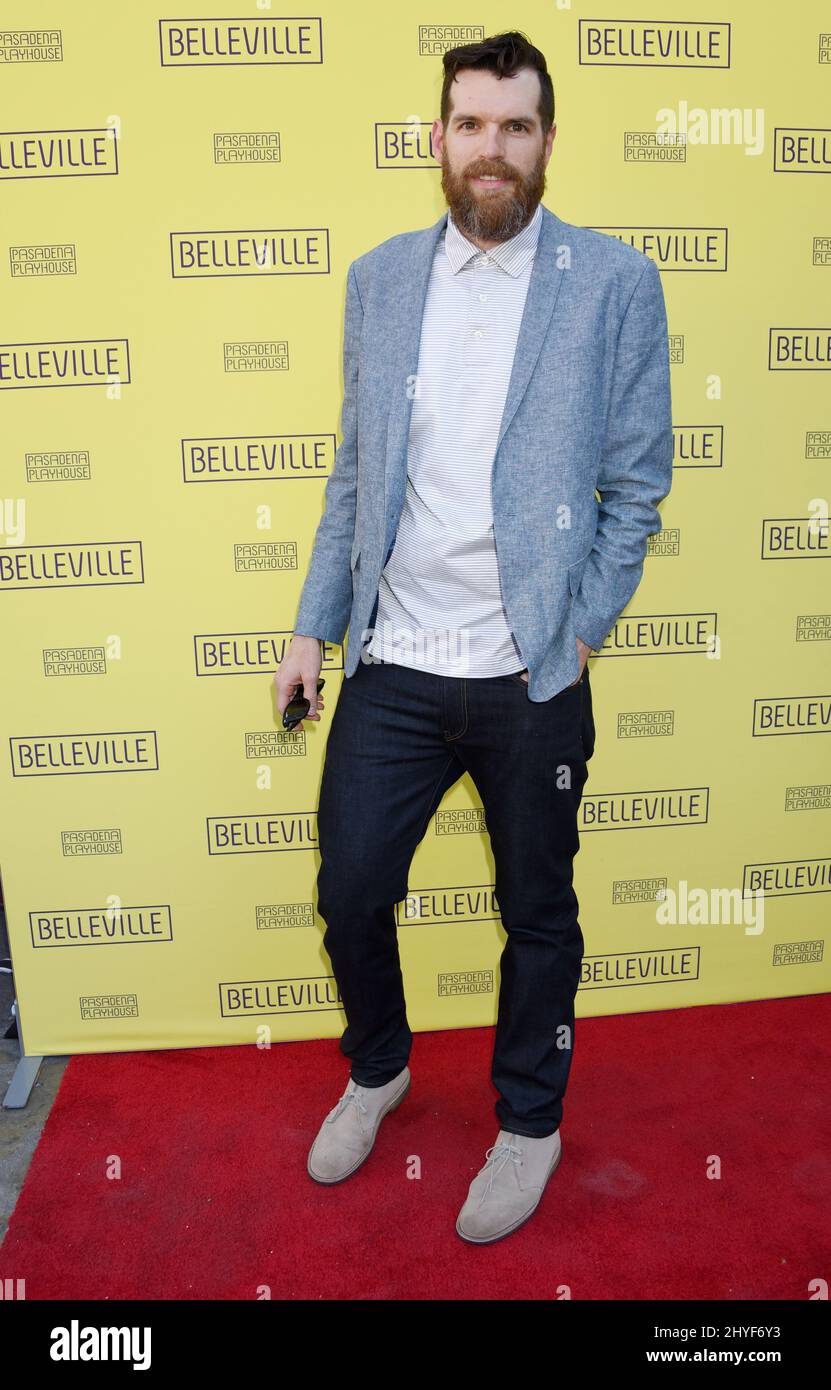 Timothy Simons bei der Eröffnungsnacht „Belleville“ im Pasadena Playhouse in Pasadena, Kalifornien Stockfoto