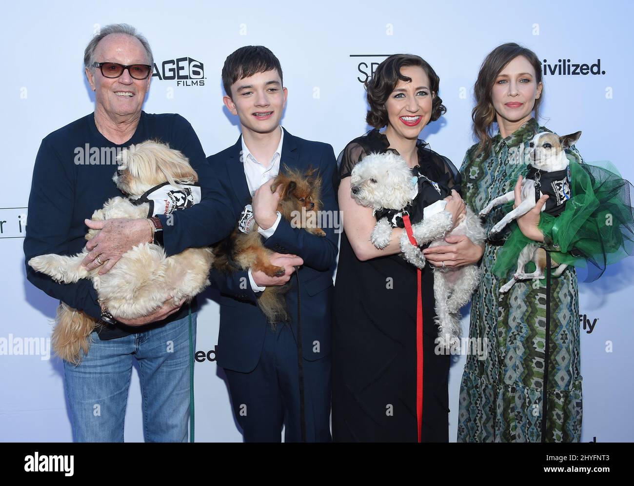Peter Fonda, Lewis MacDougall, Kristen Schaal und Vera Farmiga bei der Boundaries Los Angeles Premiere Stockfoto