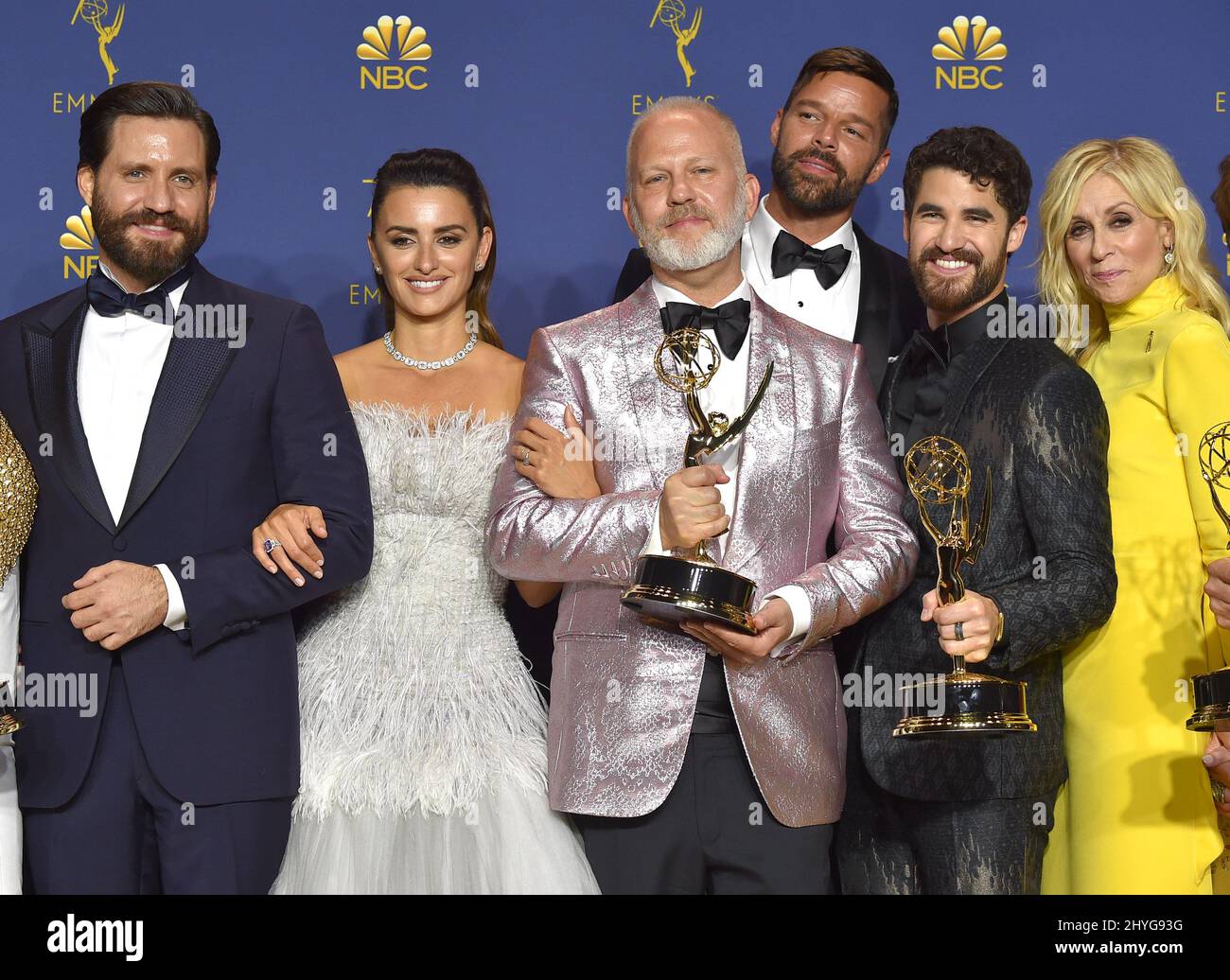 Edgar Ramirez, Penelope Cruz, Ryan Murphy, Ricky Martin, Darren Criss und Judith Light bei den Primetime Emmy Awards 70. im Microsoft Theater L.A. Live am 17. September 2018 in Los Angeles, USA. Stockfoto