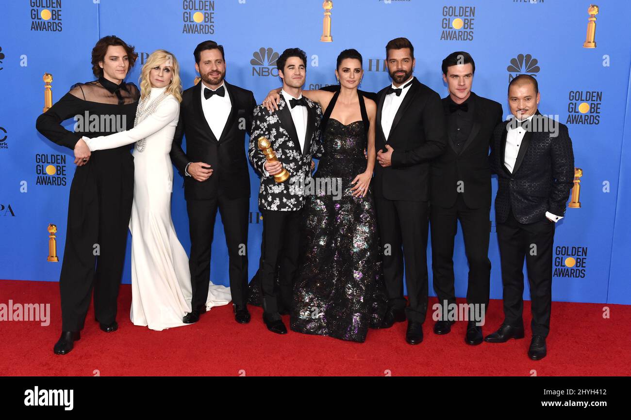 Cody Fern, Darren Criss, Judith Light, Edgar Ramirez, Penelope Cruz, Ricky Martin und Finn Wittrock bei den jährlichen Golden Globe Awards 76., die am 6. Januar 2019 im Beverly Hilton Hotel in Beverly Hills, CA, verliehen wurden. Stockfoto