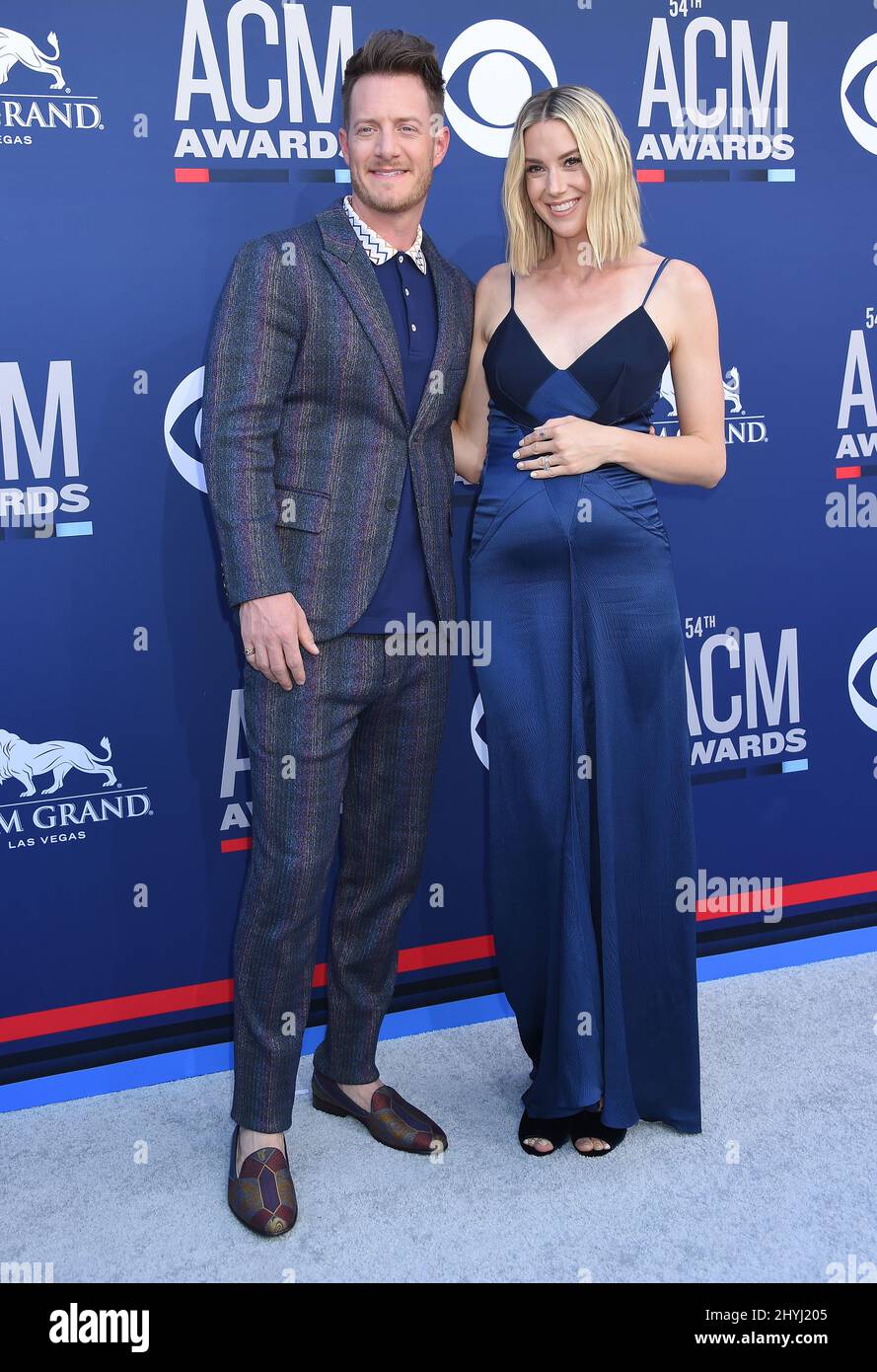 Tyler Hubbard und Hayley Stommel (Florida Georgia Line) bei den Academy of Country Music Awards 54., die am 7. April 2019 in Las Vegas, NV, in der MGM Grand Garden Arena im MGM Grand Hotel & Casino verliehen wurden. Stockfoto