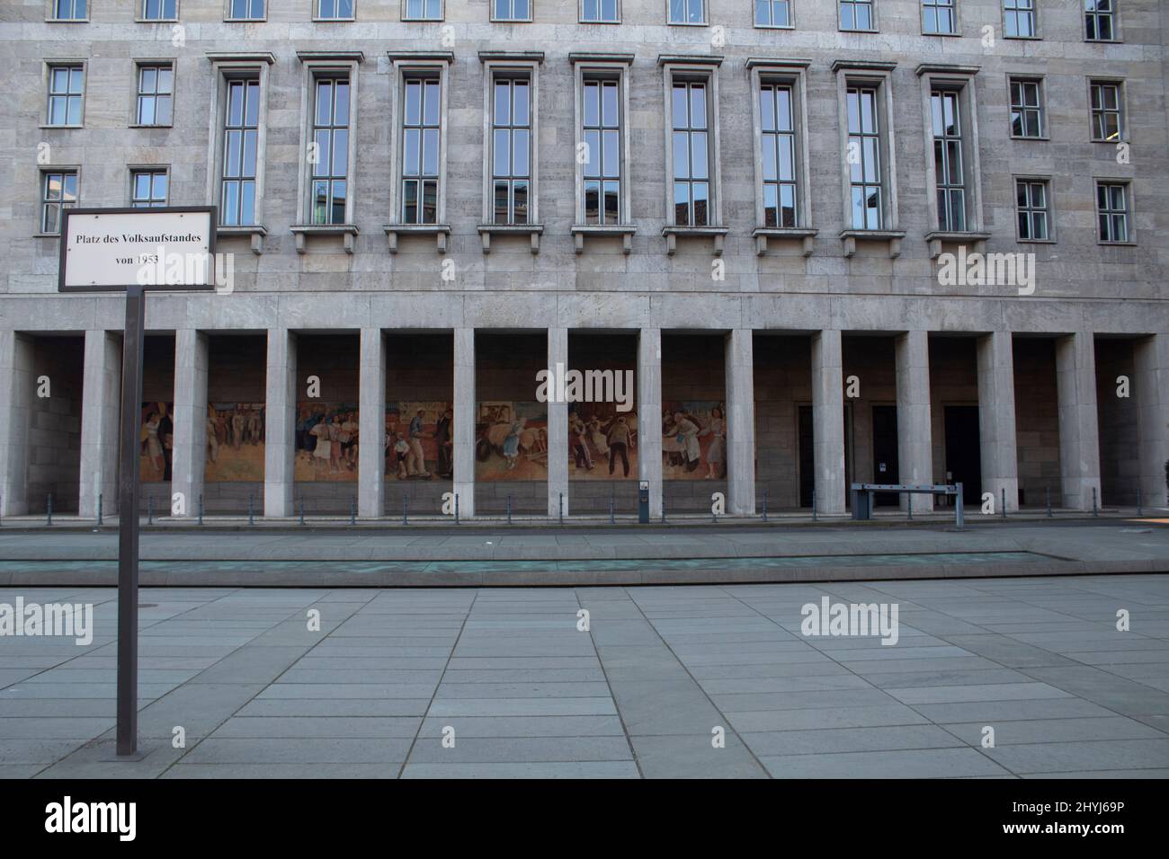 Platz des Volksstandes vor dem Ministernhaus in der Leipziger Straße