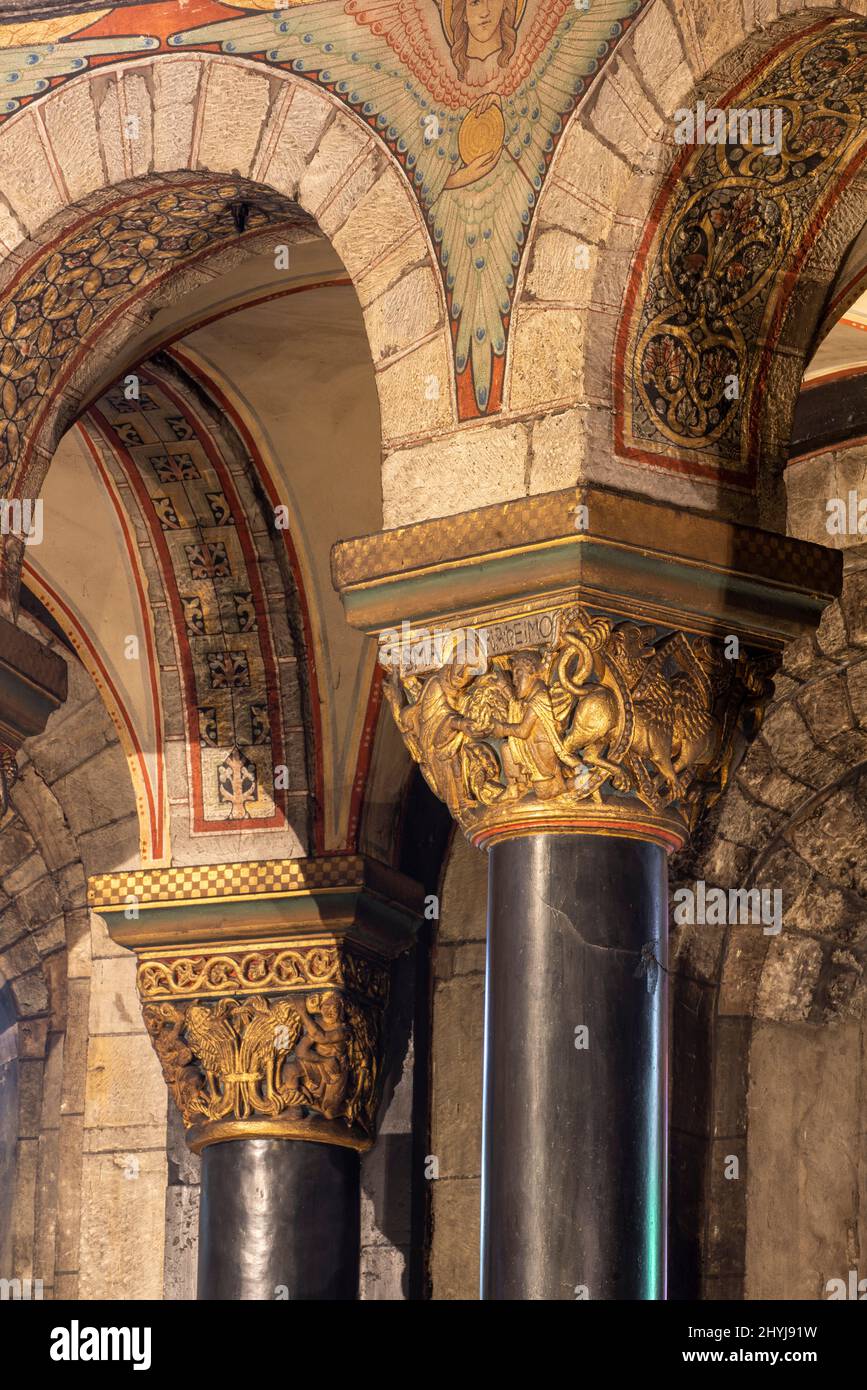 Maastricht, Liebfrauenbasilika, Basiliek van Onze-Lieve-Vrouw-Tenhemelopneming, Chorraum, romanische Kapelle Stockfoto