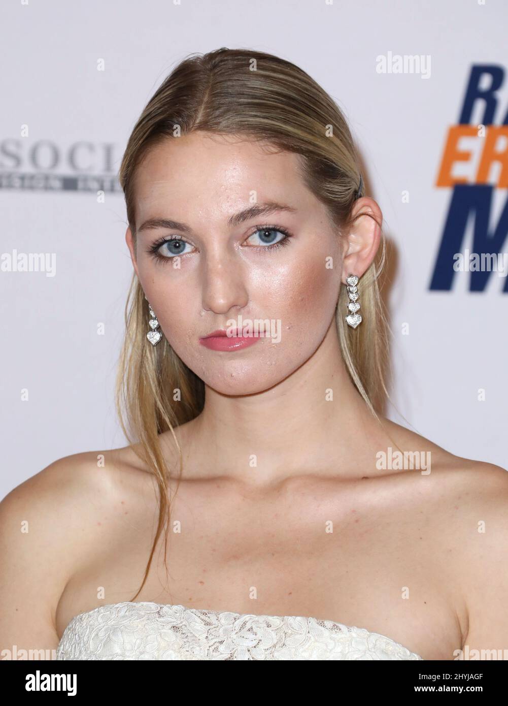 Luca Bella Facinelli bei der jährlichen Race to Erase MS Gala 26. im Beverly Hilton Hotel Stockfoto