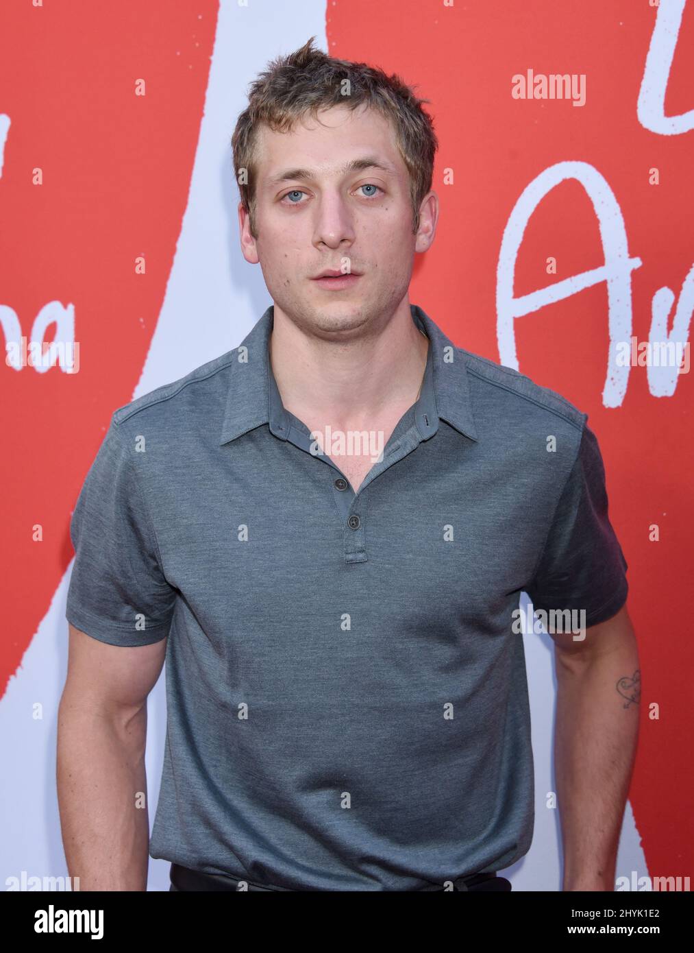 Jeremy Allen White bei der Premiere von Love, Antosha in den ArcLight Cinemas in Los Angeles, Kalifornien Stockfoto