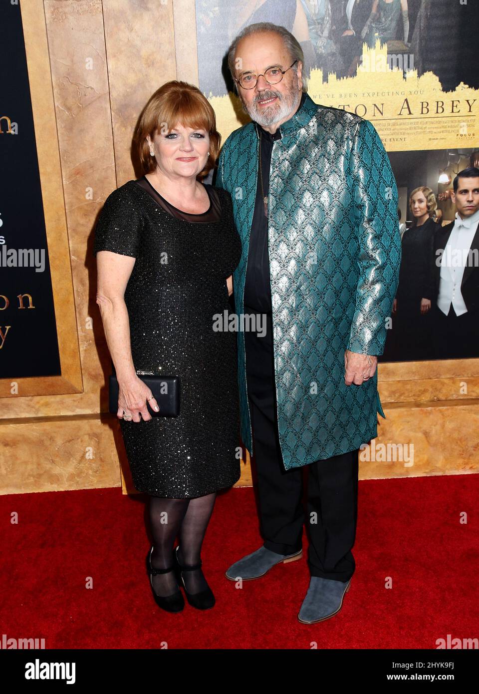 Lesley Nicol und ihr Mann David Keith Heald nahmen an der Downton Abbey Premiere in der Alice Tully Hall in New York Teil Stockfoto