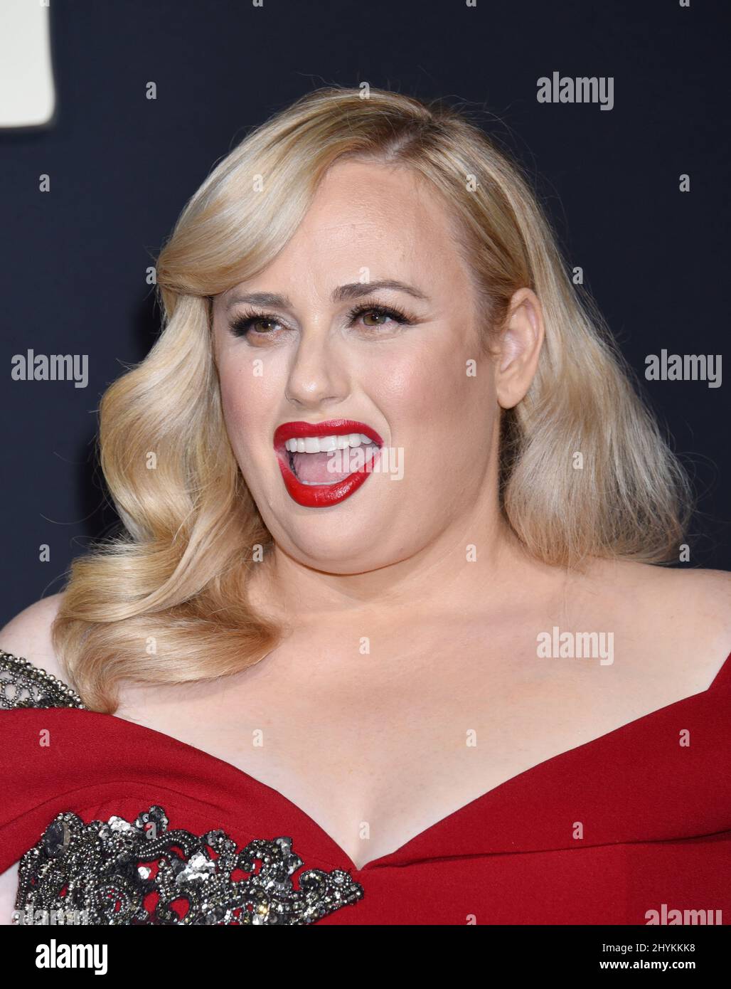 Rebel Wilson bei der JoJo Rabbit-Premiere von Fox Searchlight in Los Angeles, die in der Hollywood American Legion Post 43 stattfand Stockfoto