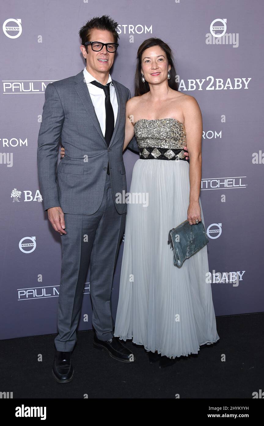 Johnny Knoxville und Naomi Nelson bei der von Paul Mitchell präsentierten Gala 2019 Baby2Baby, die am 9. November 2019 um 3Labs Uhr in Culver City, CA, stattfand. Stockfoto