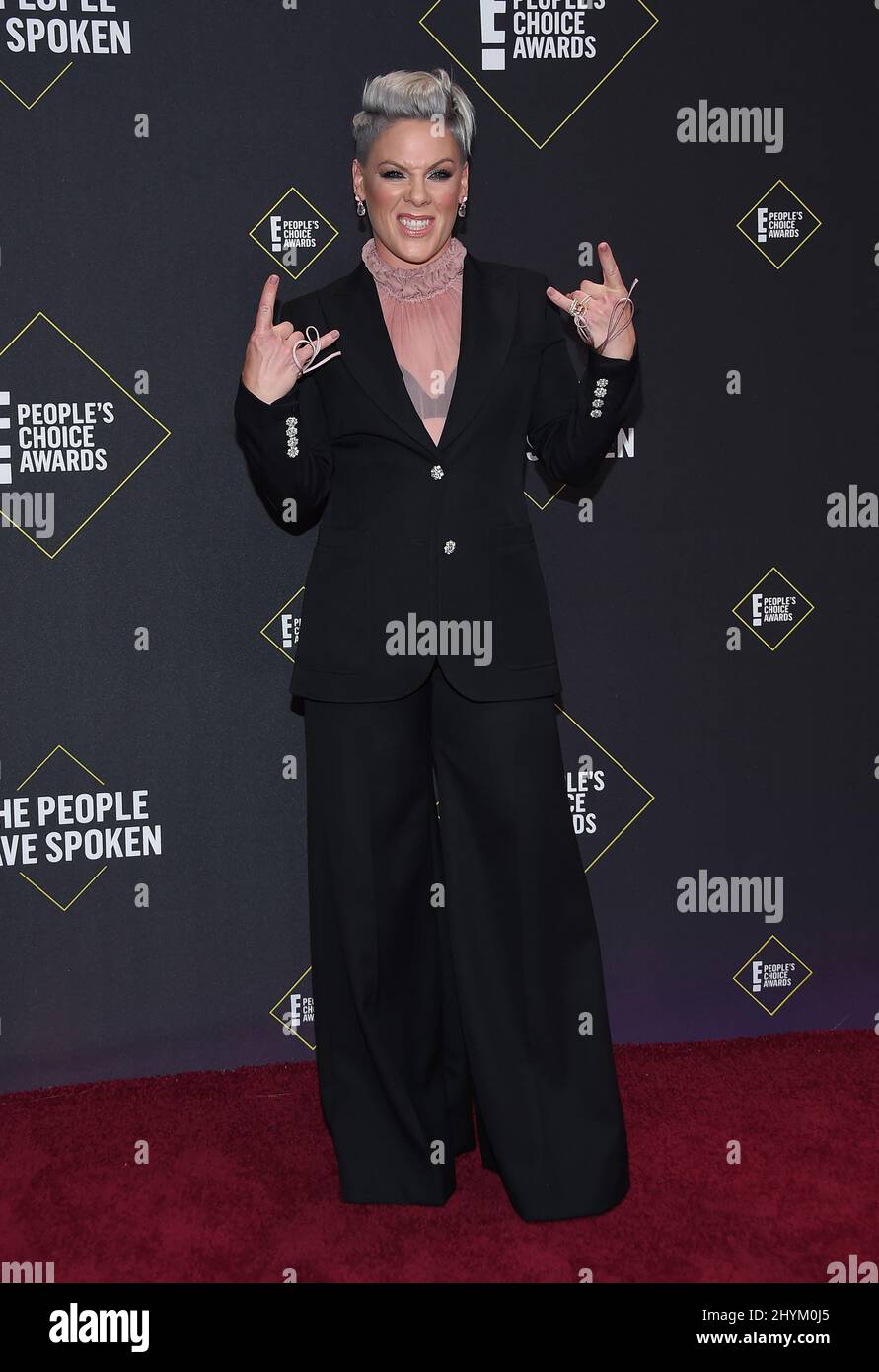 Rosa bei der 2019 E! Die People's Choice Awards werden am 10. November 2019 im Barker Hanger in Santa Monica, CA, verliehen. Stockfoto