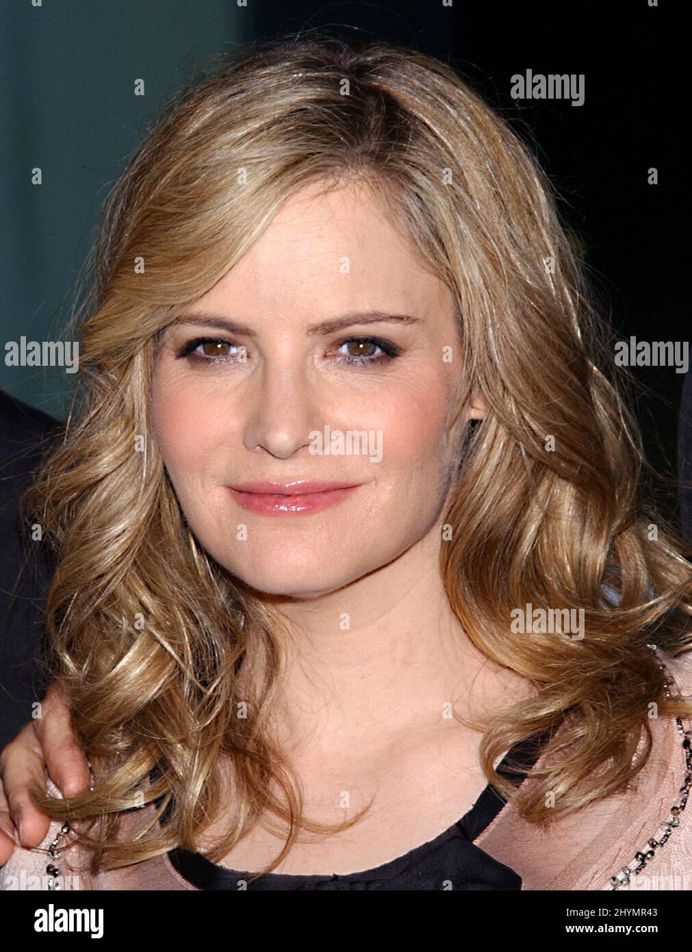 Jennifer Jason Leigh besucht die Premiere von „The Machinist“ in Hollywood. Bild: UK Press Stockfoto