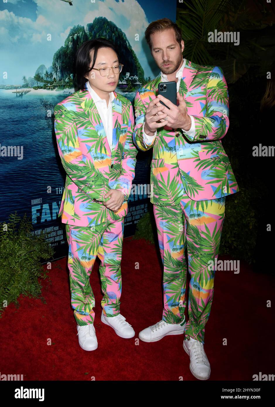 Jimmy O. Yang und Ryan Hansen bei der „Fantasy Island“-Premiere von Blumhouse, die am 11. Februar 2020 im AMC Century City 15 in Century City, CA, stattfand. Stockfoto