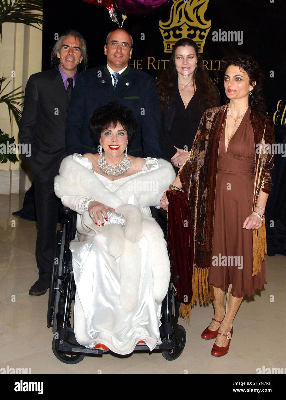 Michael Wilding, Jr Christopher Wilding, Maria Burton und Liza Todd Burton besuchen Elizabeth Taylors Diamond Jubilee Birthday in Las Vegas. Bild: UK Press Stockfoto
