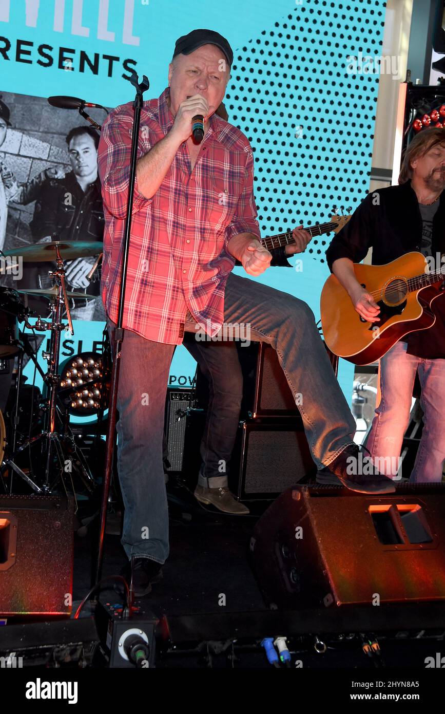 Collin Raye auf der Bühne für BFD/Audium Nashville während des Country Radio Seminars 2020 im Omni Nashville in Nashville, Tennessee Stockfoto