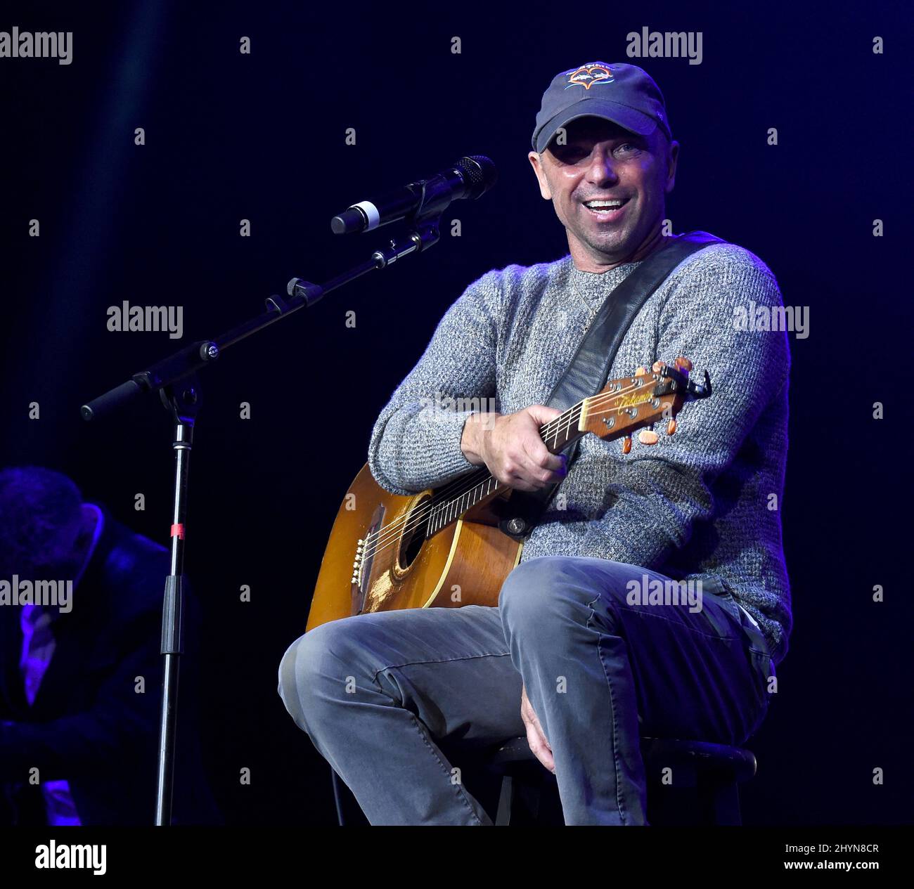 Kenny Chessney auf der Bühne beim Mittagessen von Warner Music Nashville während des Country Radio Seminars 2020 im Omni Nashville in Nashville, Tennessee Stockfoto