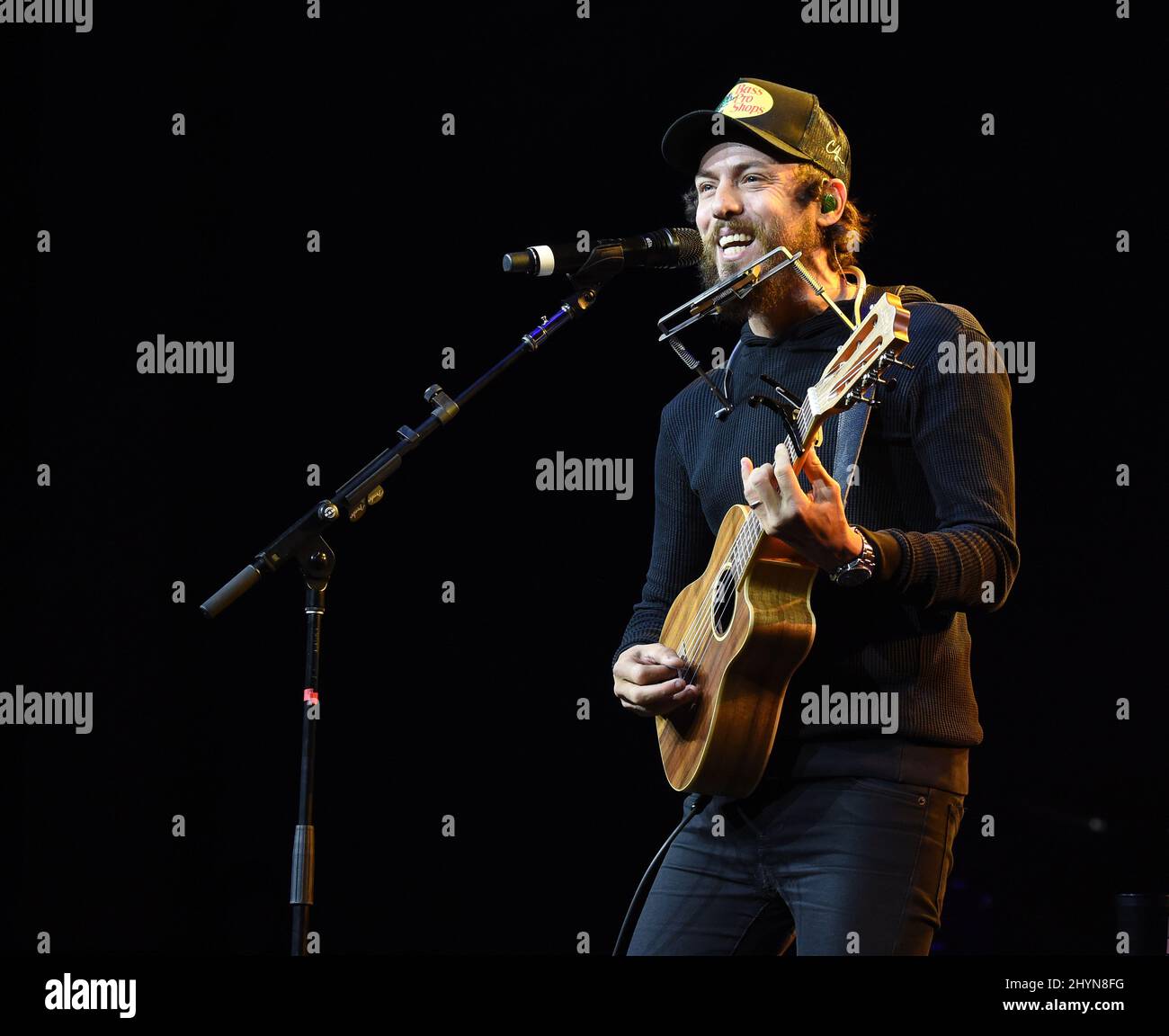 Chris Janson auf der Bühne beim Mittagessen von Warner Music Nashville während des Country Radio Seminars 2020 im Omni Nashville in Nashville, Tennessee Stockfoto