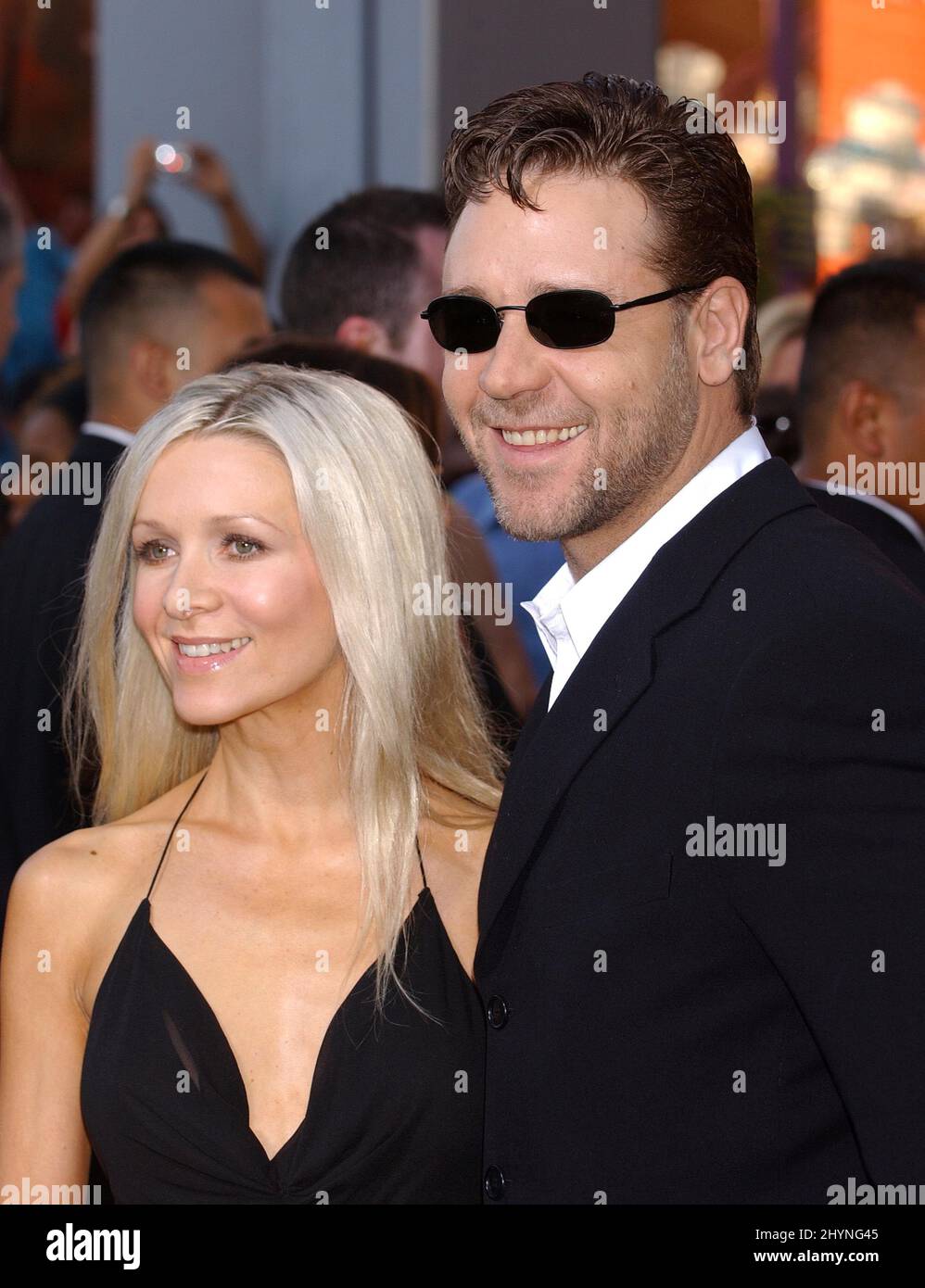 Russell Crowe und Frau Danielle Spencer nehmen an der Weltpremiere „Cinderella man“ in Kalifornien Teil. Bild: UK Press Stockfoto