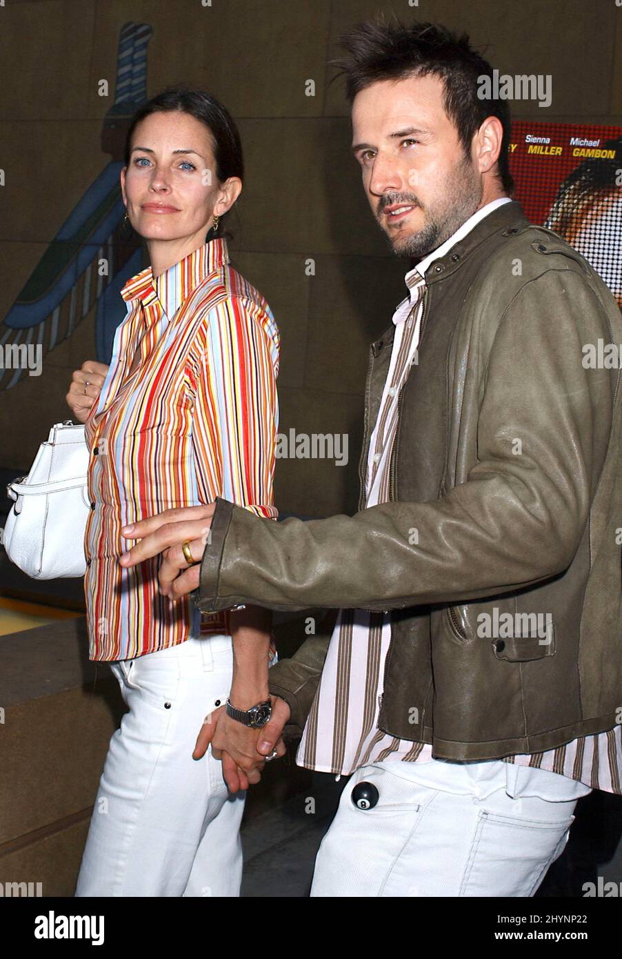 Courteney Cox und David Arquette nehmen an der Premiere von „Layer Cake“ in Los Angeles Teil. Bild: UK Press Stockfoto