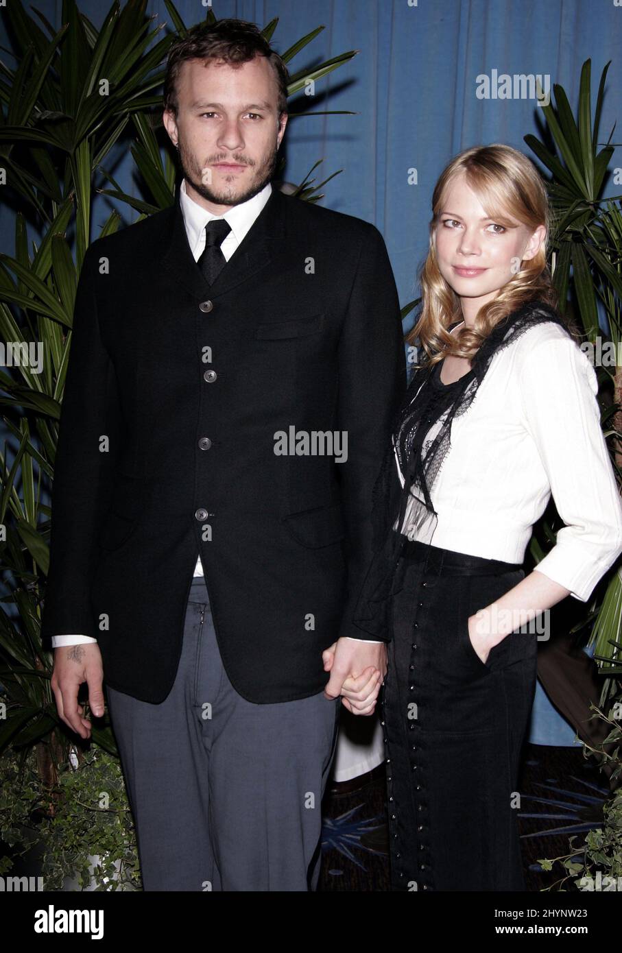 Heath Ledger und Michelle Williams nehmen an dem 78. für die Academy Awards nominierten Mittagessen im Beverly Hills Hilton Teil. Bild: UK Press Stockfoto