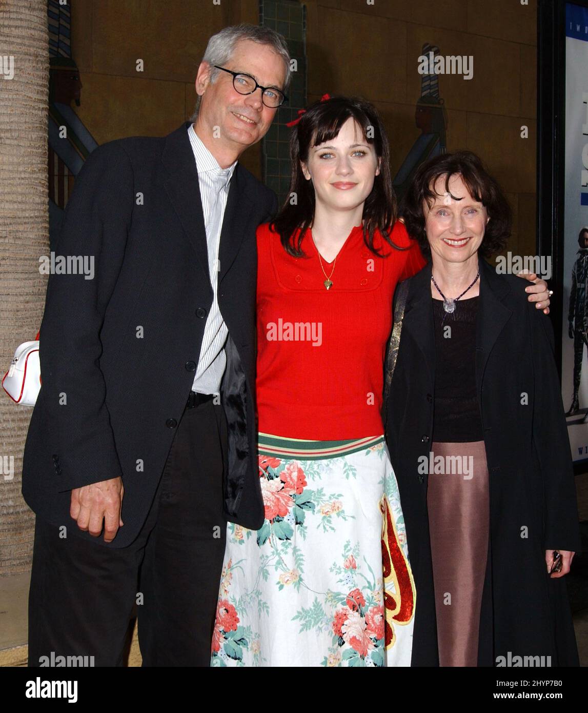 Caleb deschanel und zooey deschanel Fotos und Bildmaterial in hoher