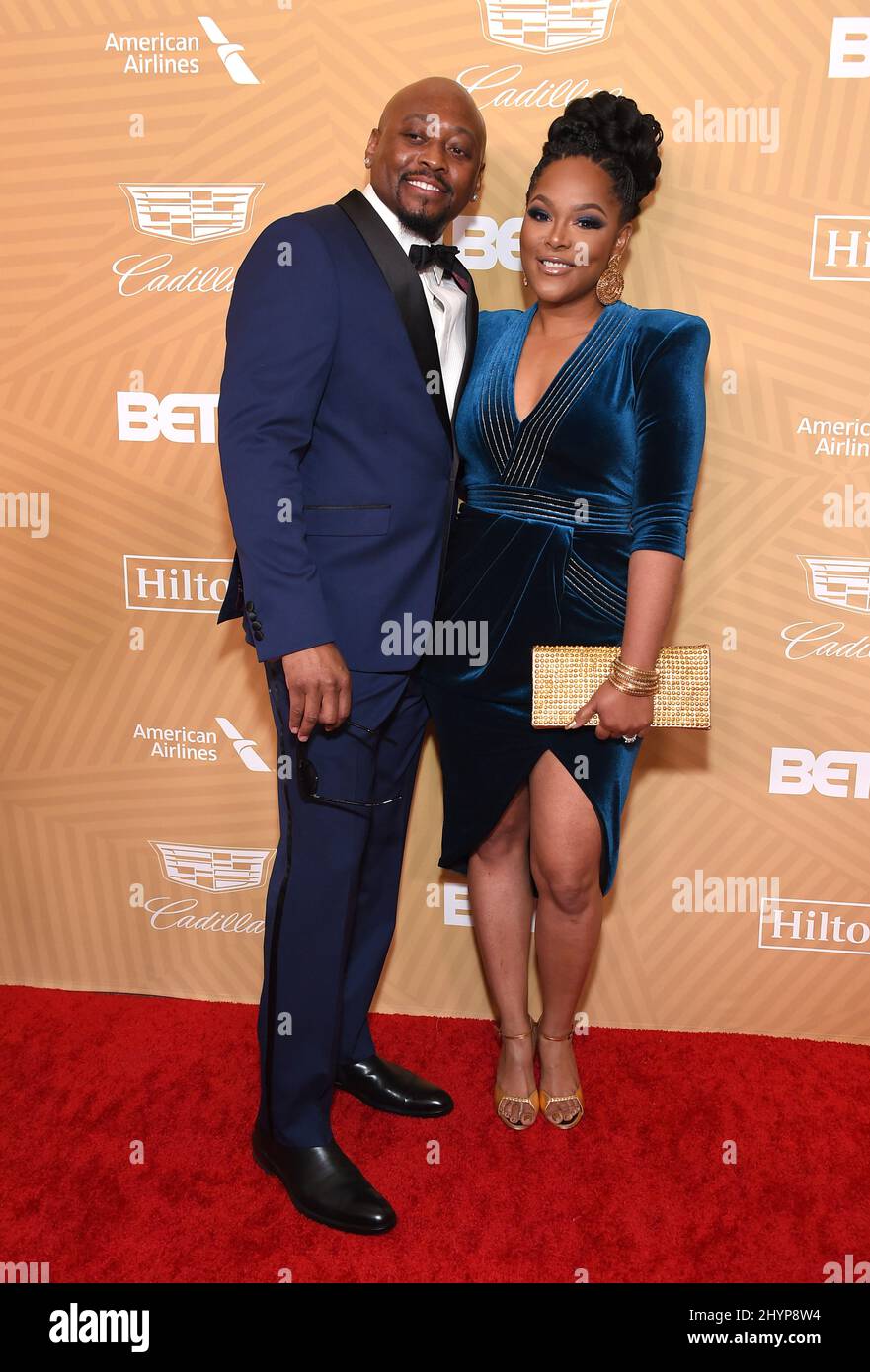 Mike Epps und Kyra Robinson nehmen an der Preisverleihung des American Black Film Festival Honors Teil, die am Sonntag, den 23. Februar 2020 im Beverly Hilton in Beverly Hills, Kalifornien, USA, stattfand Stockfoto