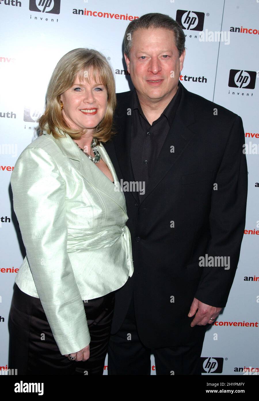 Al Gore und Tipper Gore nehmen an der Premiere von „an Inconvenient Truth“ in Los Angeles Teil. Bild: UK Press Stockfoto