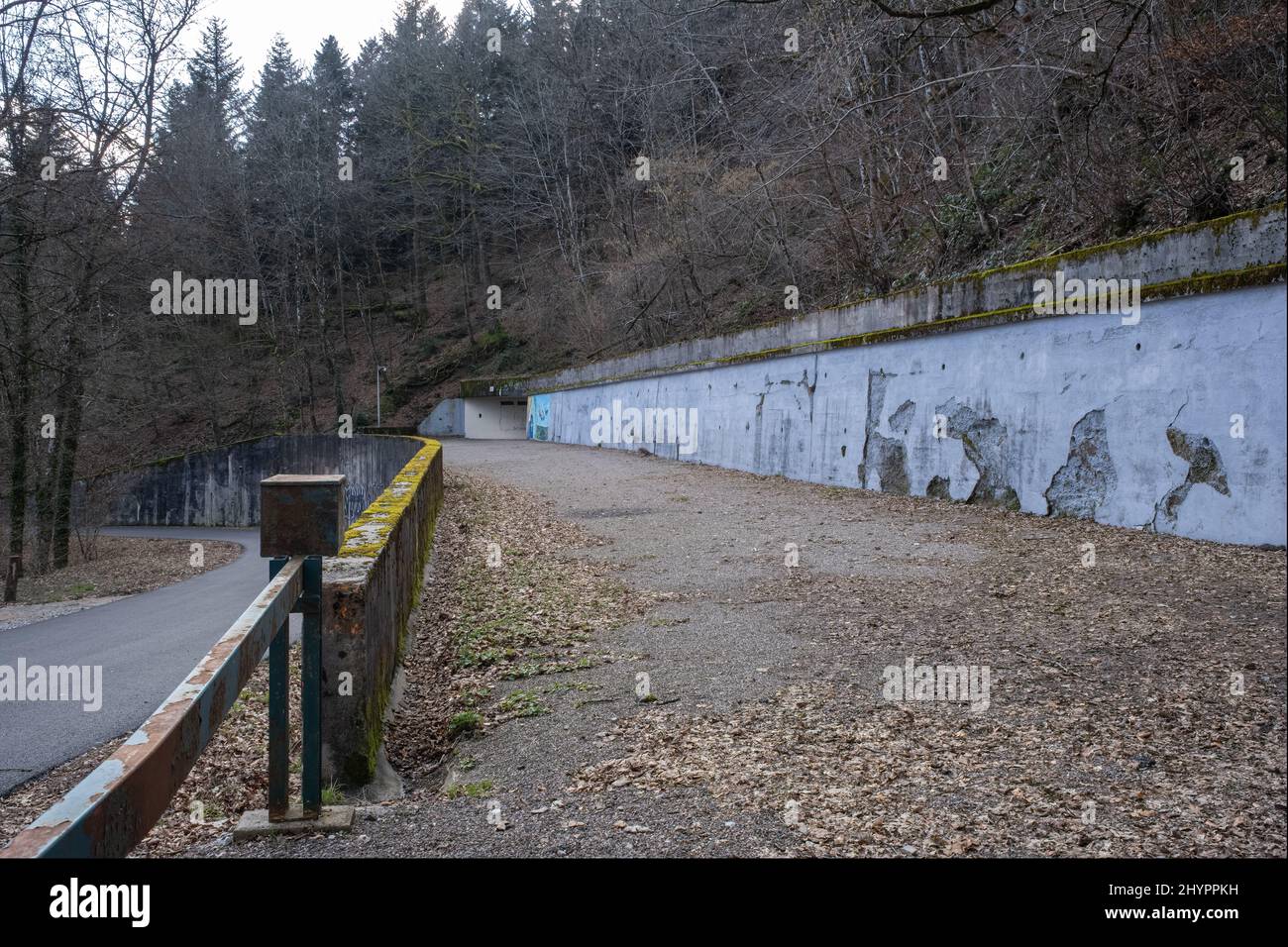 Belfort, Frankreich - 19. Februar 2022: Dieser Bunker war Teil der französischen Maginot-Linie. Es hat ein unterirdisches Netz. Es diente als Befehl Stockfoto