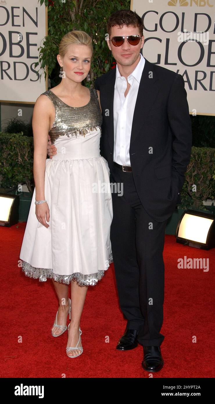 Reese Witherspoon und Ryan Phillipe nehmen an den jährlichen Golden Globe Awards 63. im Beverly Hills Hilton Teil. Bild: UK Press Stockfoto
