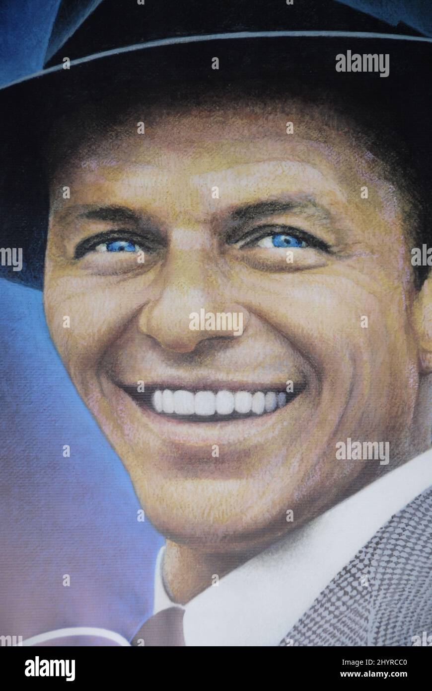 Eine Vorschau auf Frank Sinatras US-Briefmarke im Beverly Hilton Hotel in Los Angeles. Stockfoto