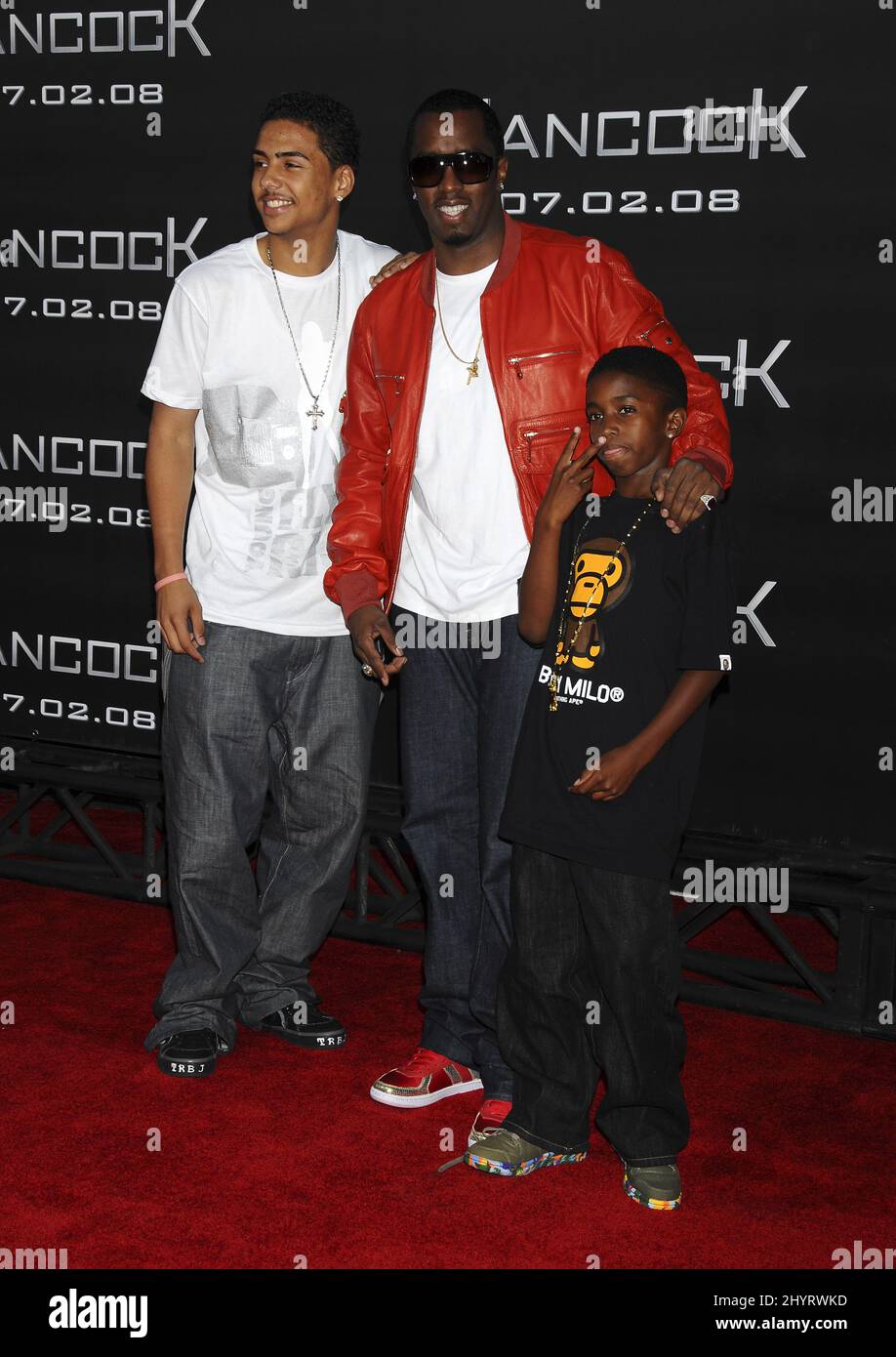 Sean Combs and Sons bei der Hancock-Premiere im Grauman's Chinese Theatre, Los Angeles. Stockfoto