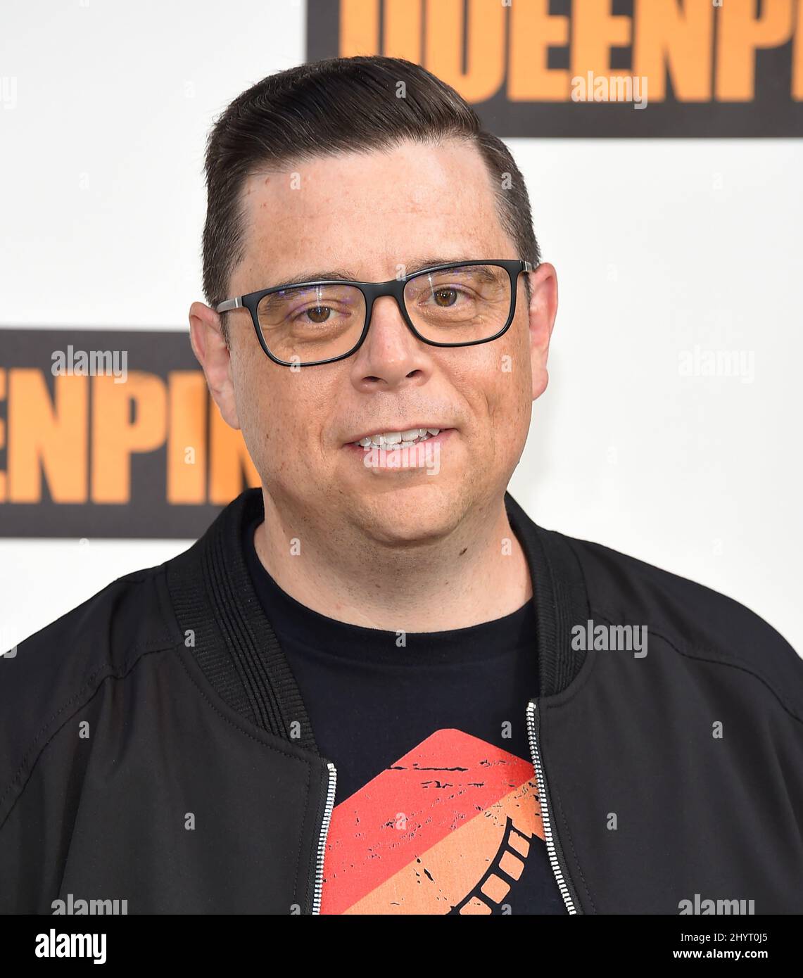 Aron Gaudet bei den STX-Filmen „Queenpins“, die am 25. August 2021 im Four Seasons Hotel Beverly Hills in Los Angeles, CA, gezeigt wurden. Stockfoto