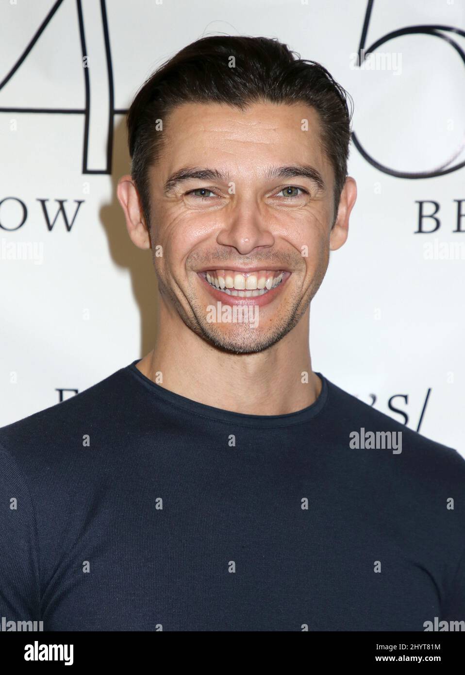 Paul Telfer Carmen Cusack tritt mit 54 below auf, statt mit 54 below am 23. Oktober 2021. Stockfoto