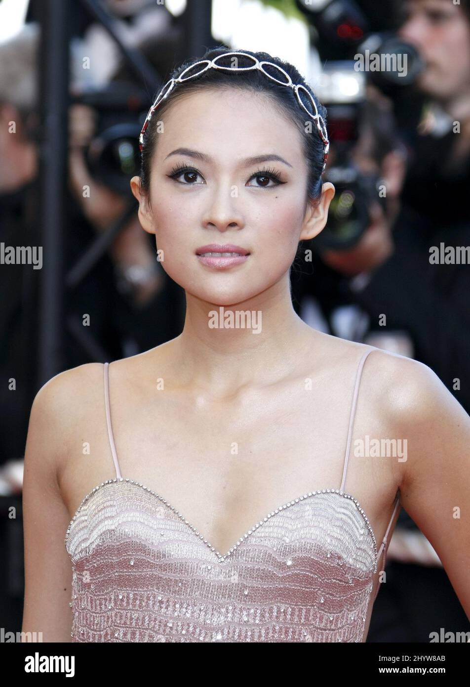 Zhang Ziyi kommt zur Premiere des neuen Films Coco Chanel und Igor Strawinsky, während der Filmfestspiele von Cannes, im Palais de Festival in Cannes, Frankreich. Stockfoto