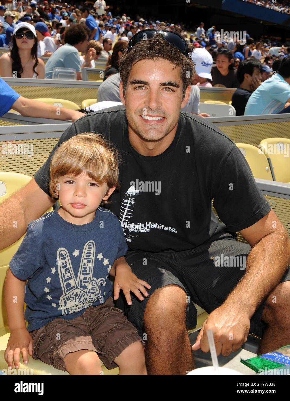 Galen Gering an der L.A. Dodgers vs. Phillies Baseballspiel, bei dem Lauren Conrad die erste Seillänge abwarf, im Dodgers Stadium, Kalifornien, USA. Stockfoto