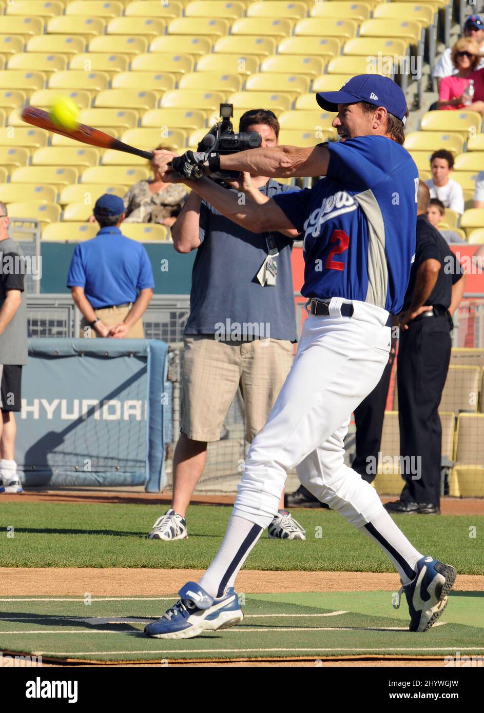 James Denton beim jährlichen Hollywood Stars Game 51. im Dodger Stadium in Los Angeles, USA Stockfoto
