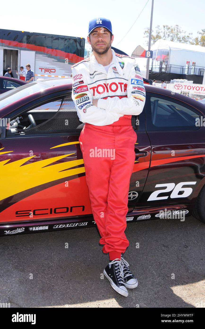 Zachary Levi beim Toyota Pro/Celebrity Grand Prix 2010 Practice Day, der auf den Straßen von Long Beach, Kalifornien, stattfand. Stockfoto