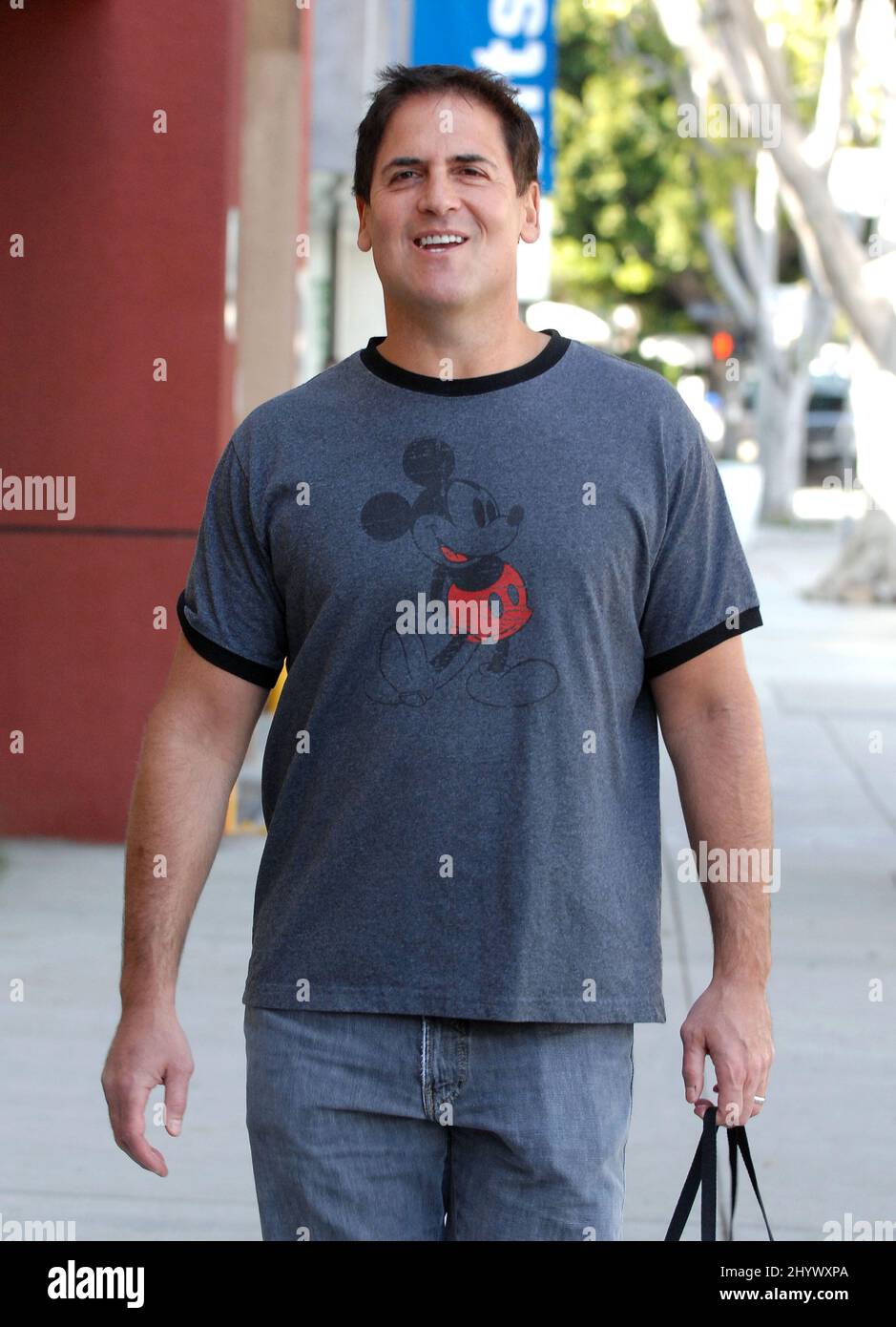 Mark Cuban, Eigentümer der Dallas Mavericks, wird in Beverly Hills, Kalifornien, gesehen Stockfoto
